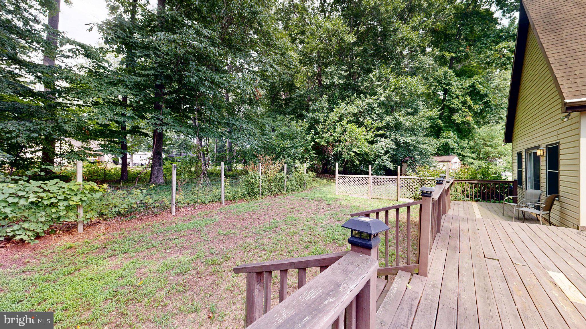 ANDREWS LAKE ESTS - Residential