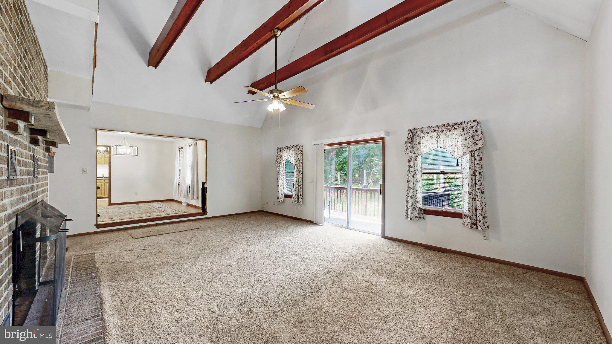 ANDREWS LAKE ESTS - Residential