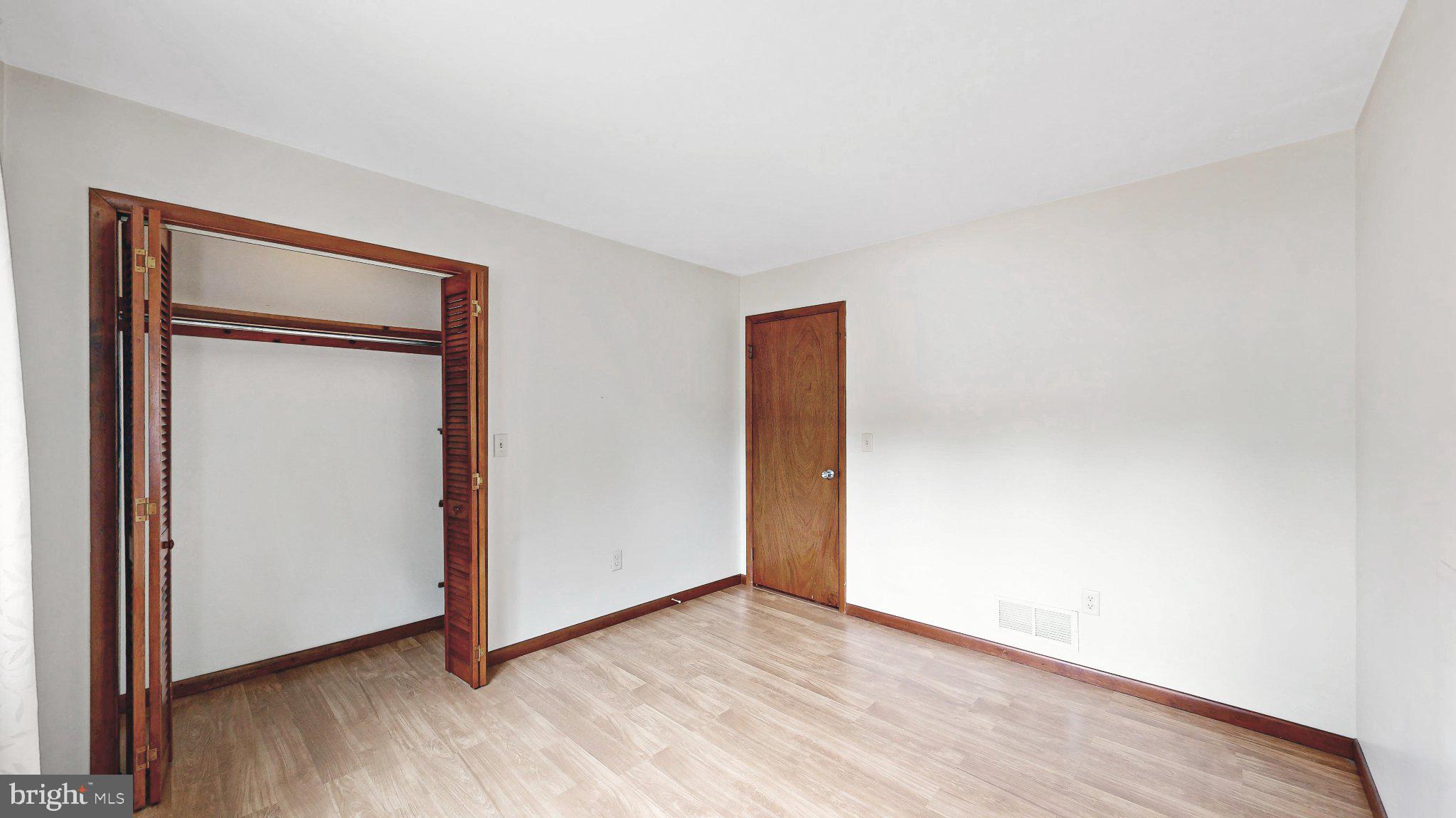 ANDREWS LAKE ESTS - Residential