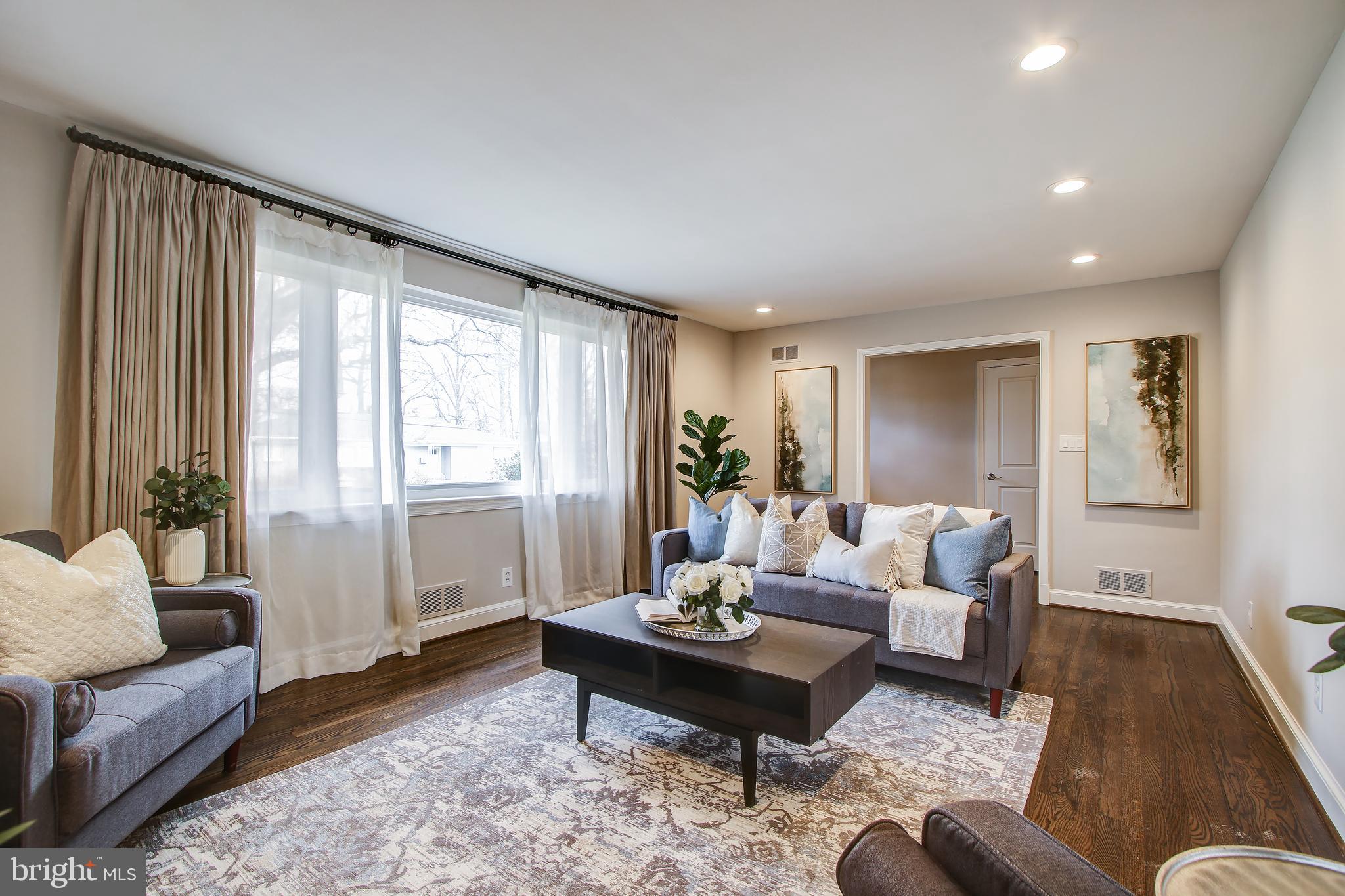 HIGH POINT - Residential