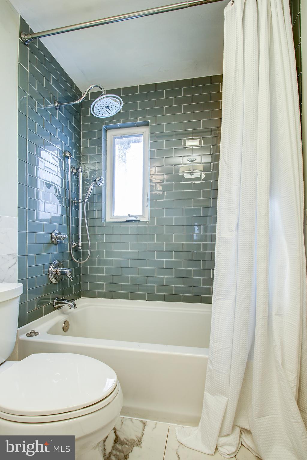 HIGH POINT - Residential