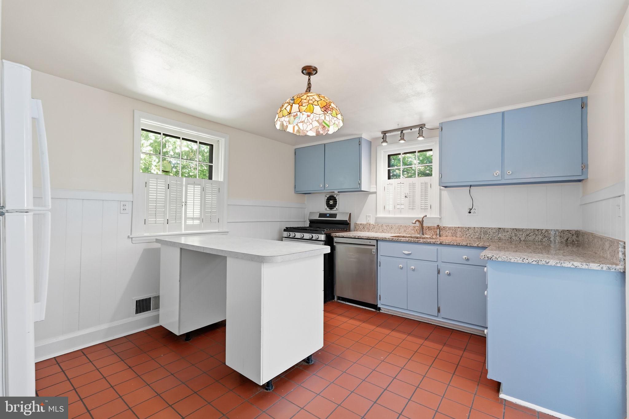 LOCH RAVEN VILLAGE - Residential