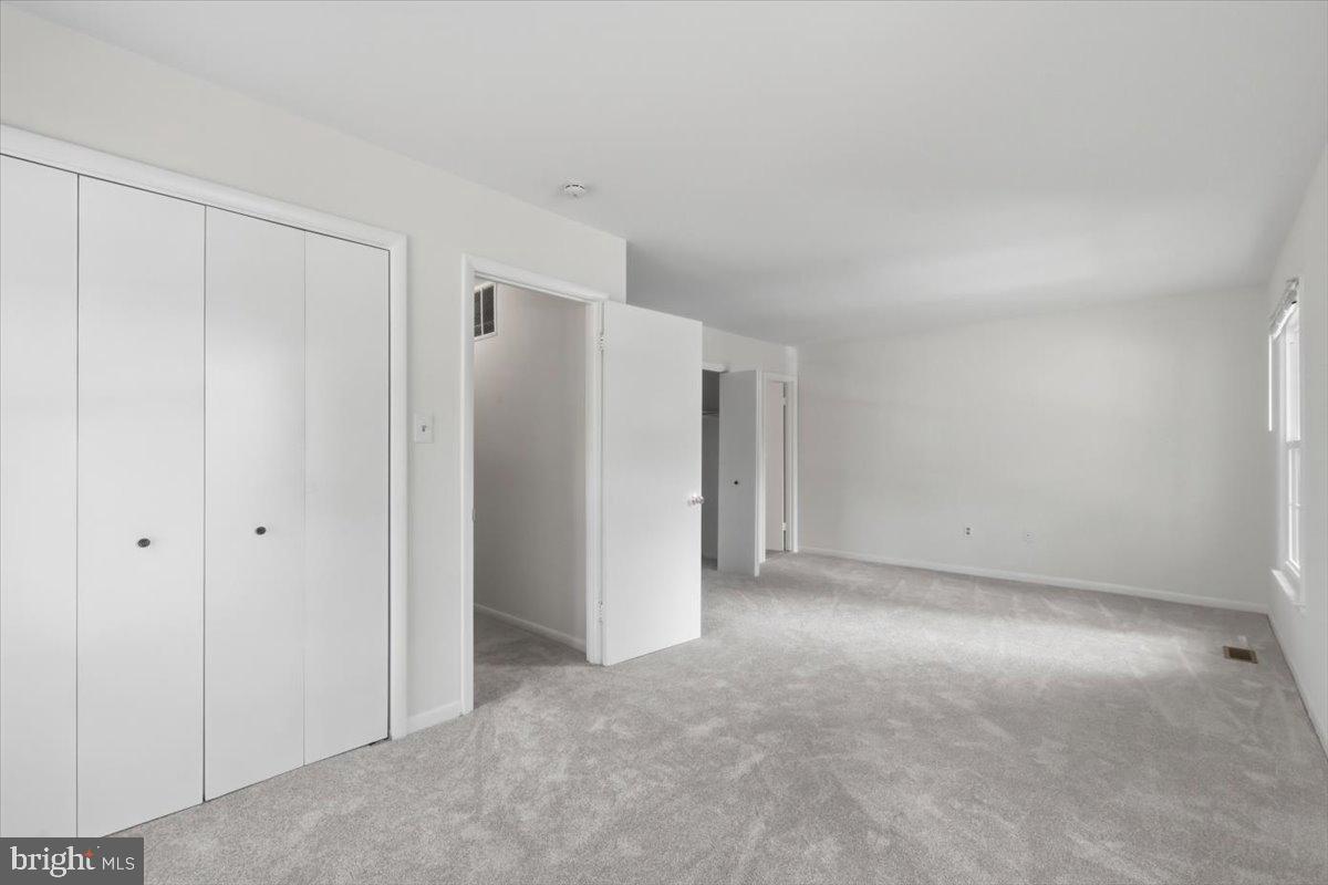 WINDSOR PARK - Residential