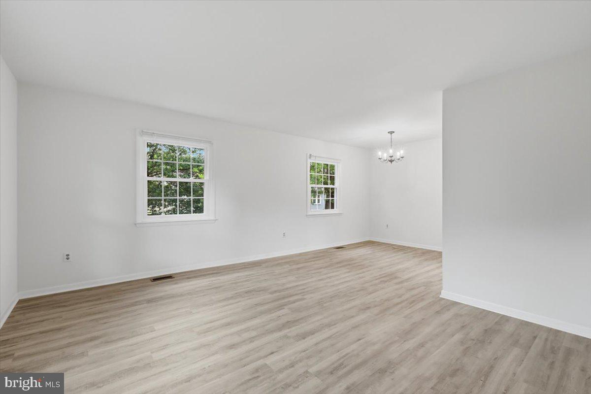 WINDSOR PARK - Residential