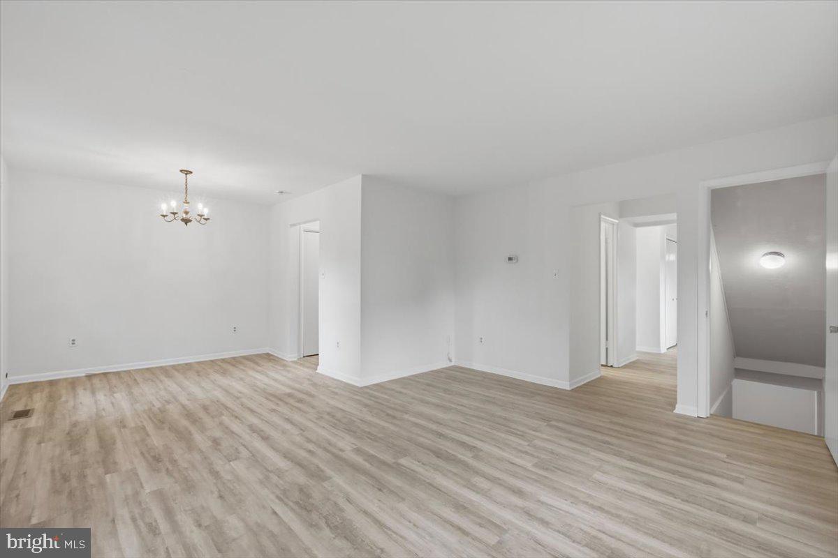 WINDSOR PARK - Residential