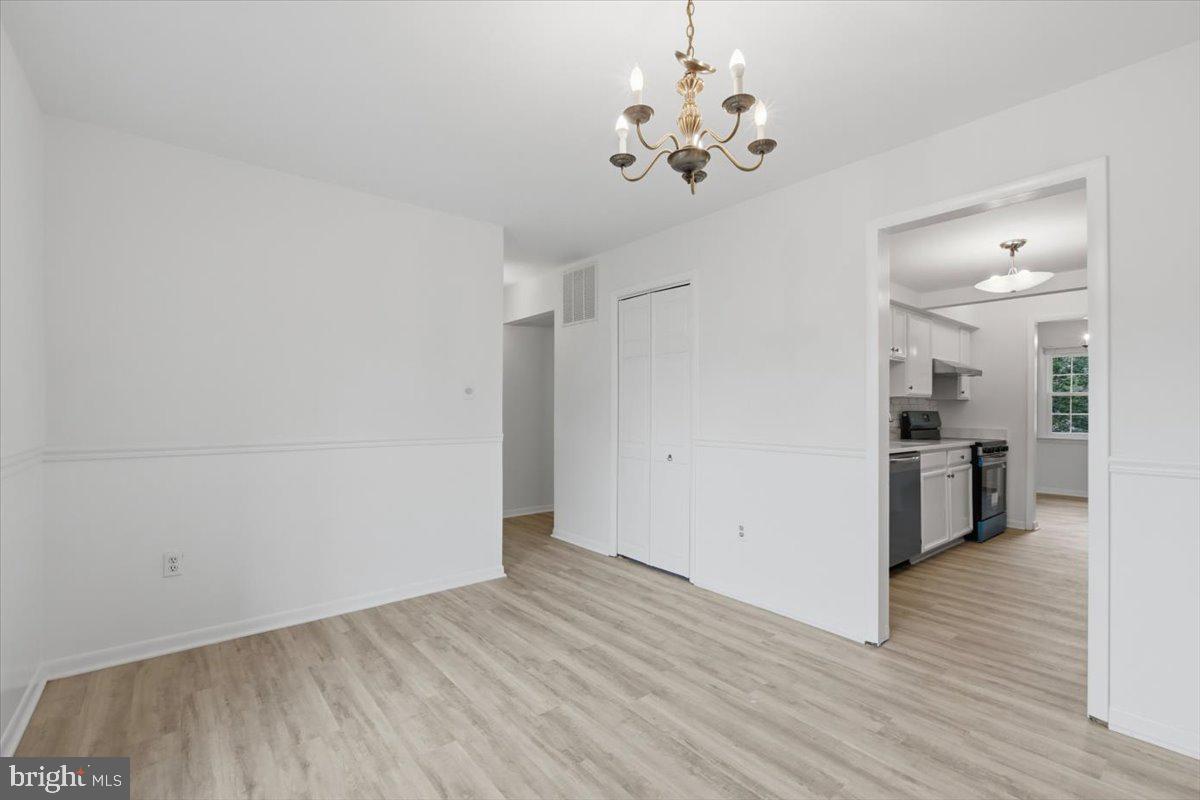 WINDSOR PARK - Residential