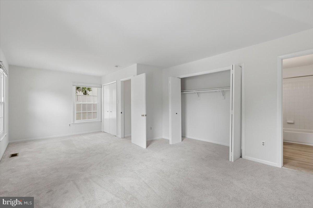WINDSOR PARK - Residential