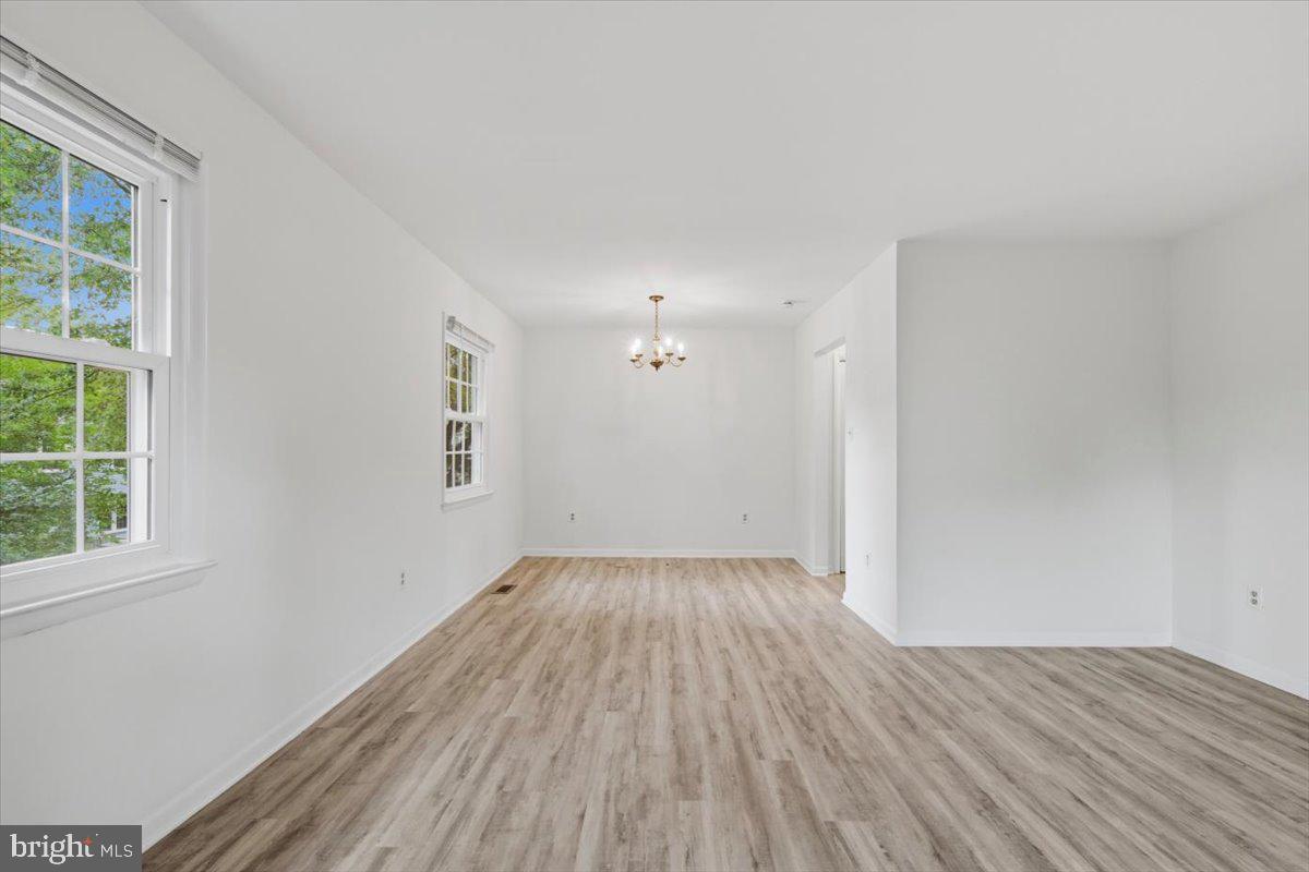 WINDSOR PARK - Residential