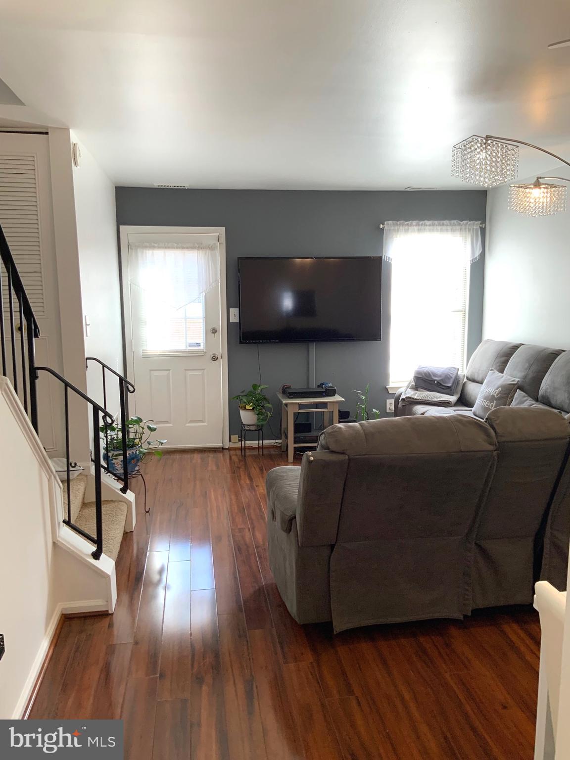 WOODLAWN MEWS - Residential