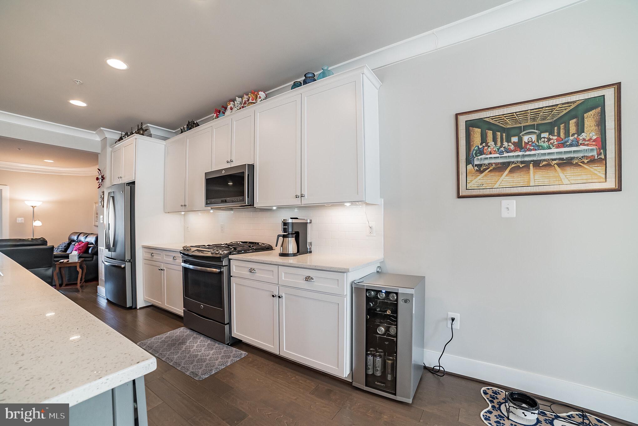 PARKLANDS AT WATKINS MILL - Residential