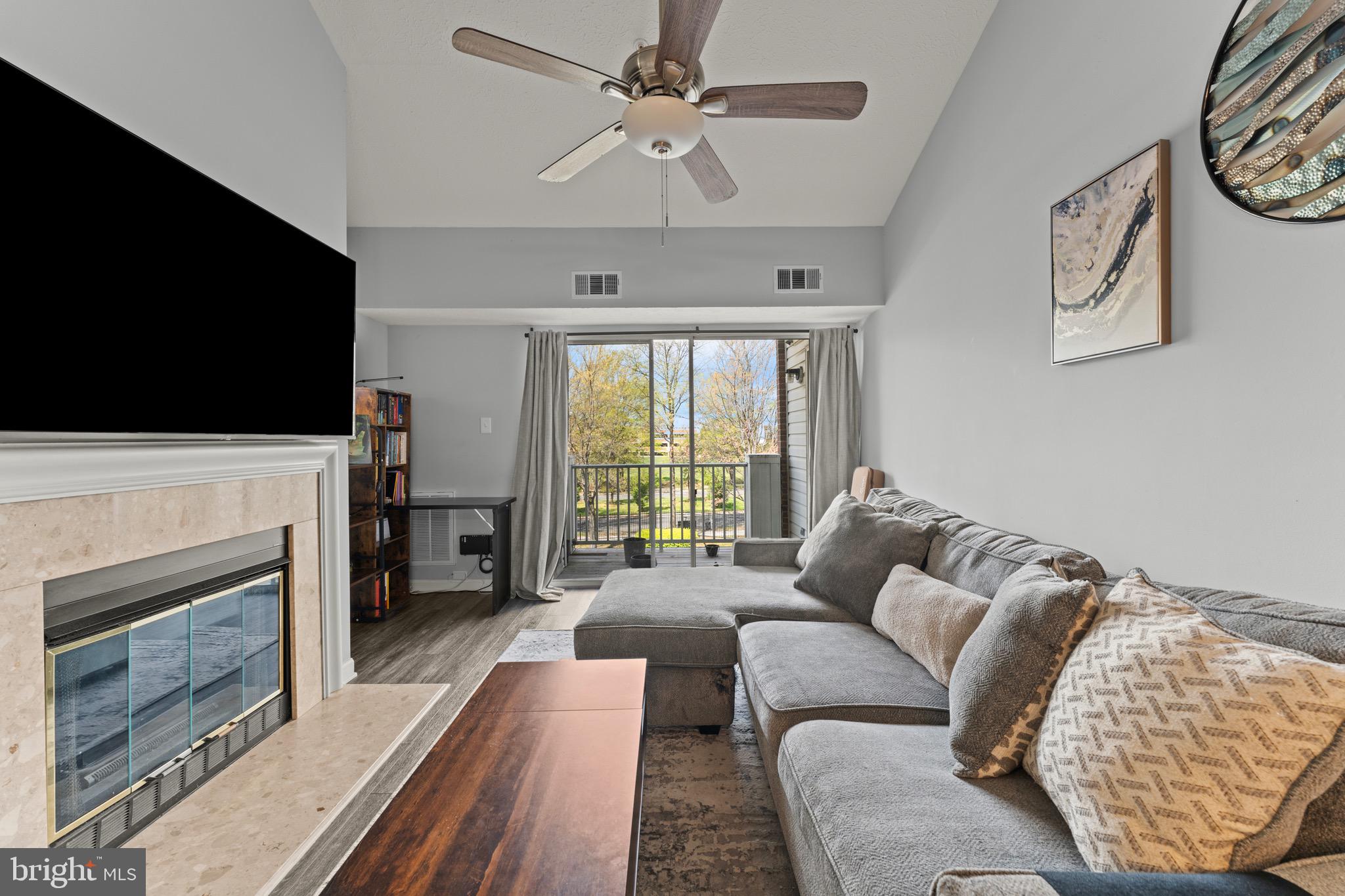 LARGO TOWN CENTER CONDOMINIUMS - Residential