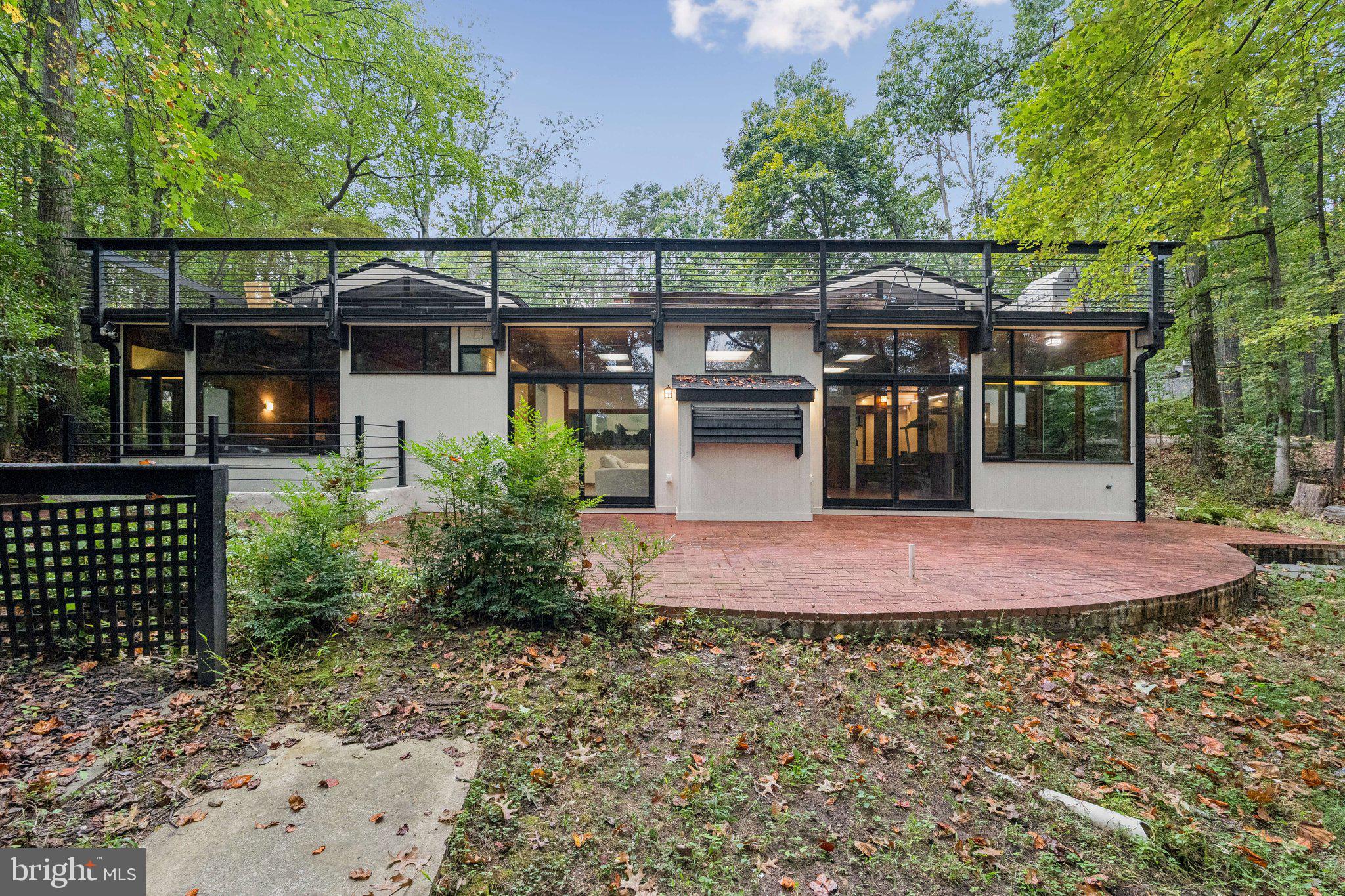 RESTON - Residential