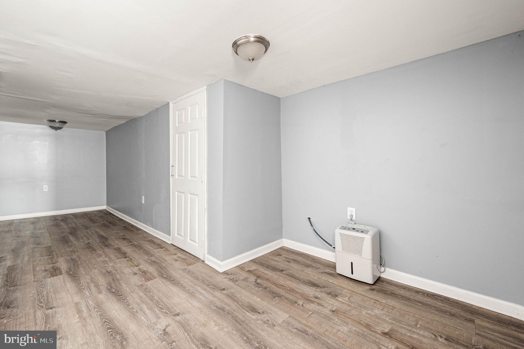 KENSINGTON - Residential