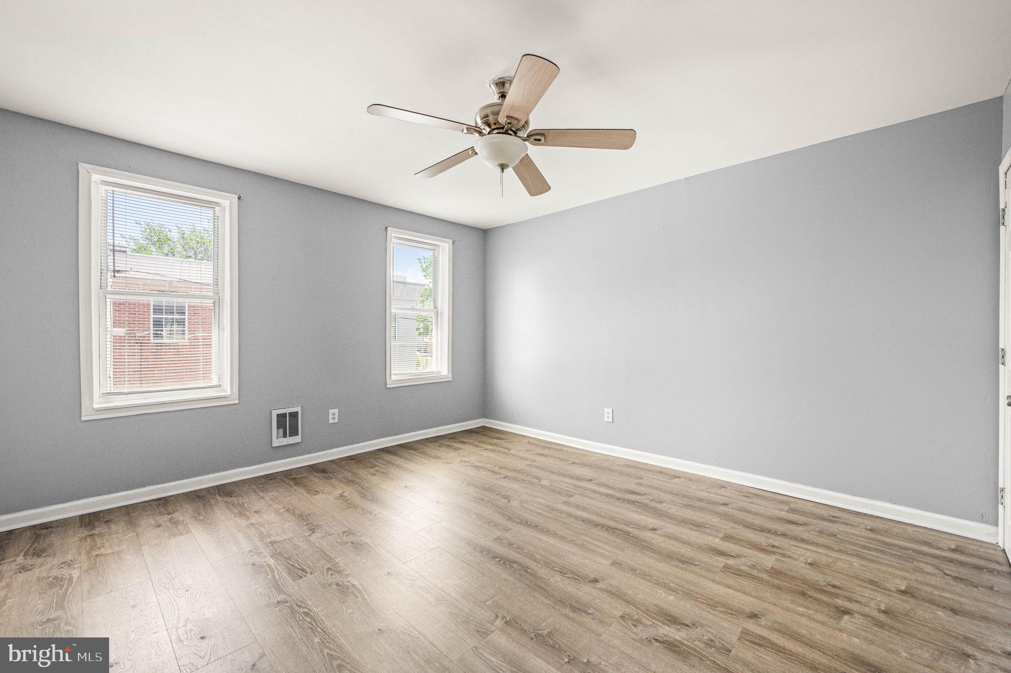 KENSINGTON - Residential