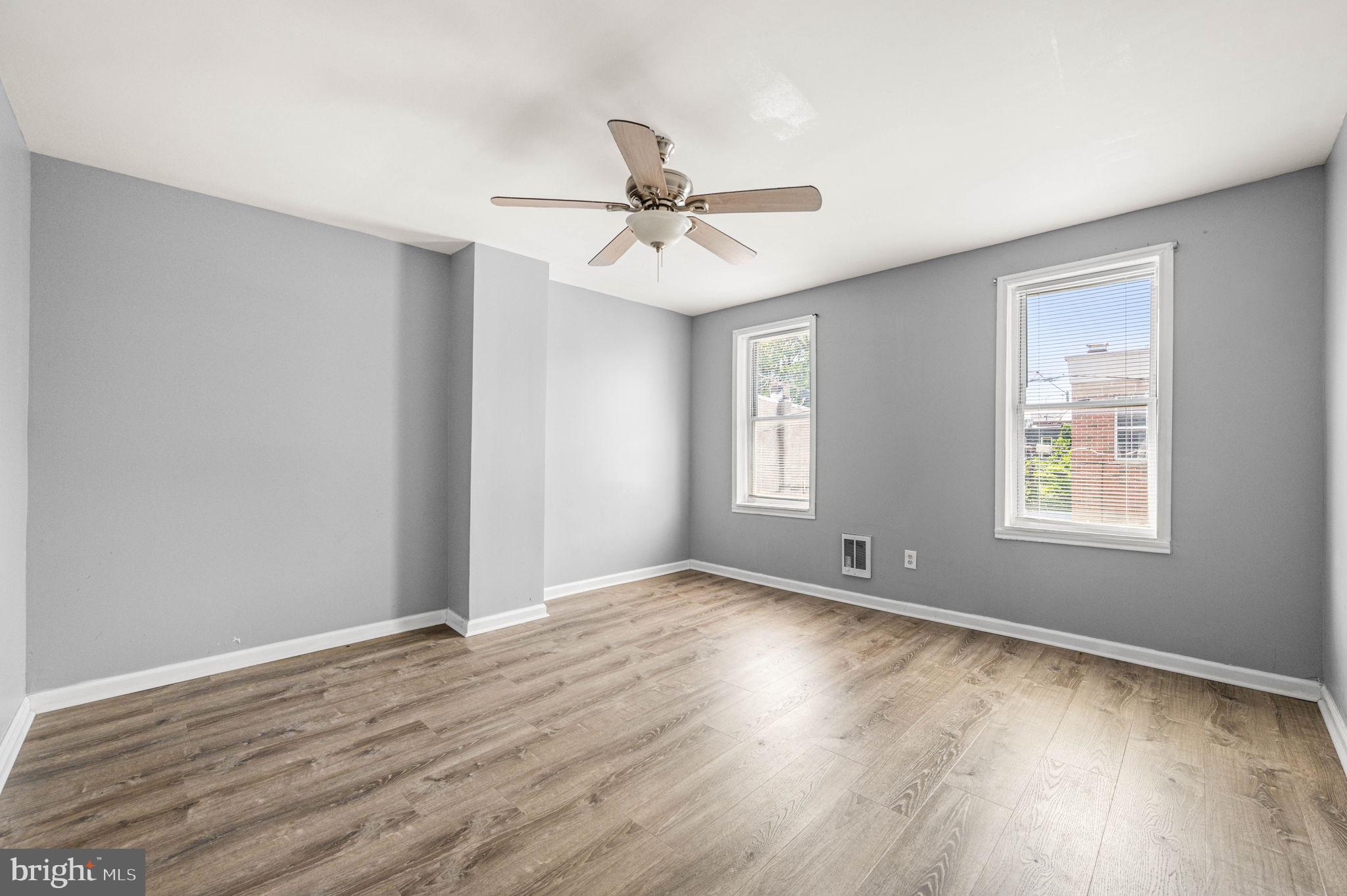 KENSINGTON - Residential
