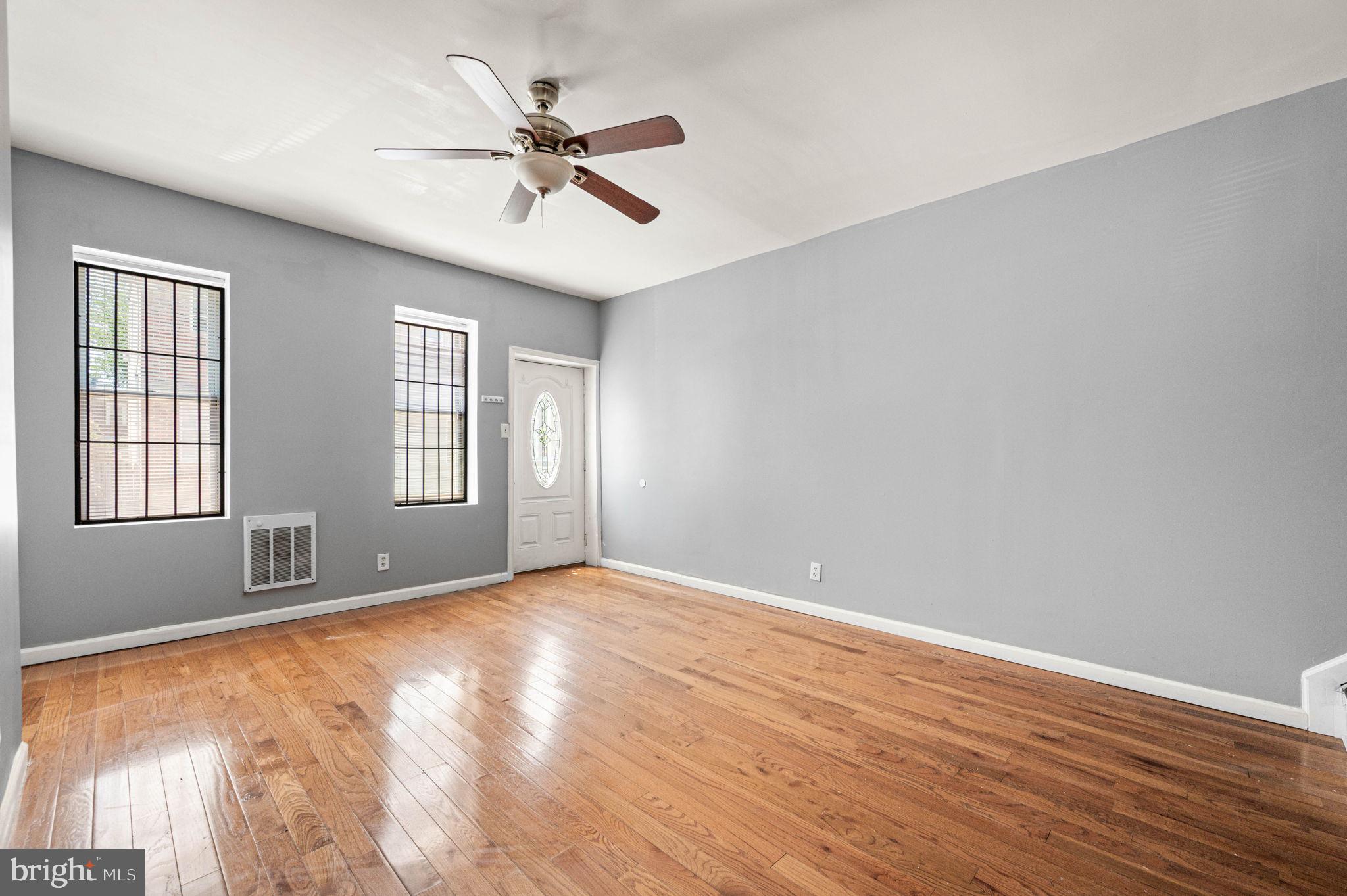 KENSINGTON - Residential