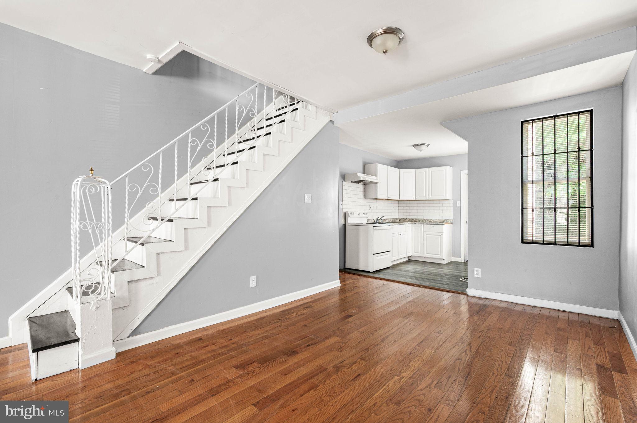 KENSINGTON - Residential