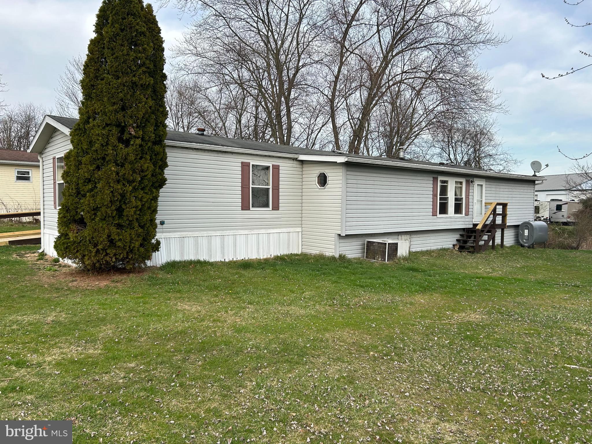ROUND TOP MOBILE HOME PARK - Residential
