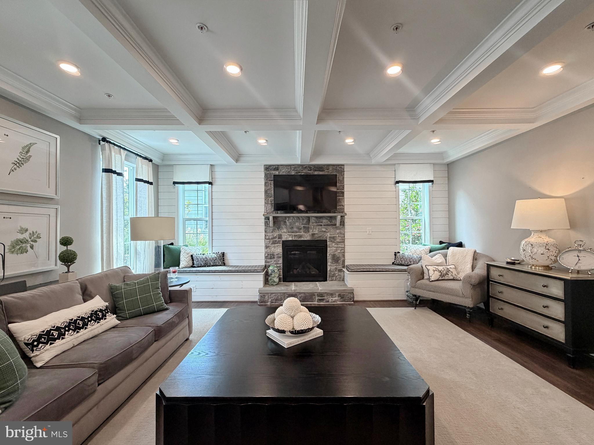 SIGNATURE CLUB - Residential