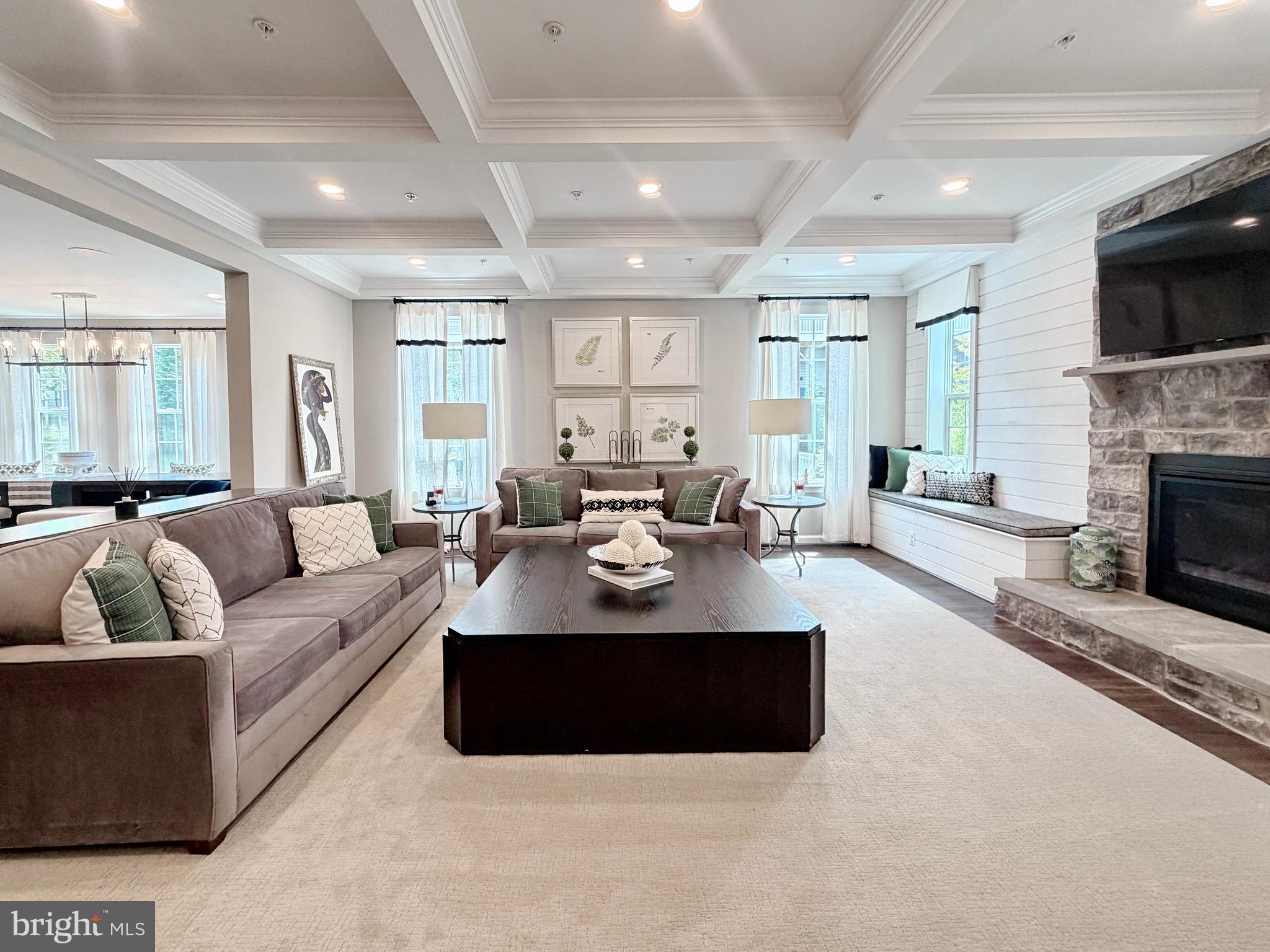 SIGNATURE CLUB - Residential