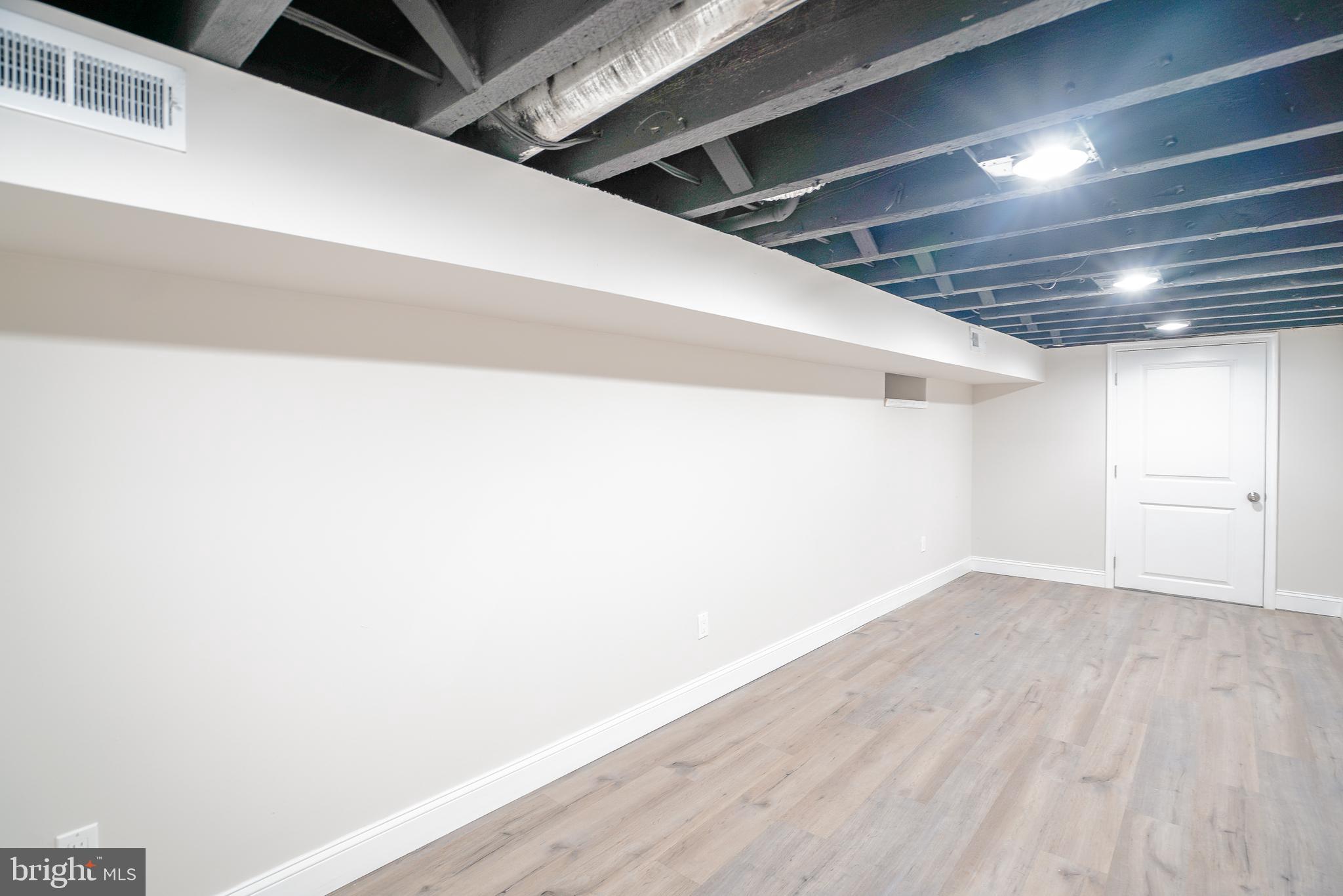 WEST PASSYUNK - Residential Income