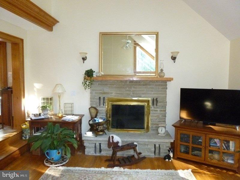 EAST HOPEWELL TWP - Residential