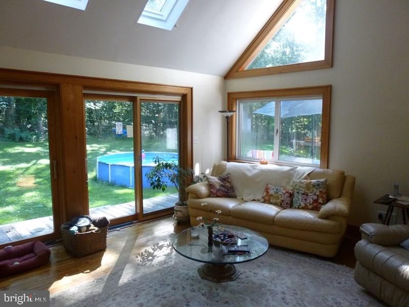 EAST HOPEWELL TWP - Residential