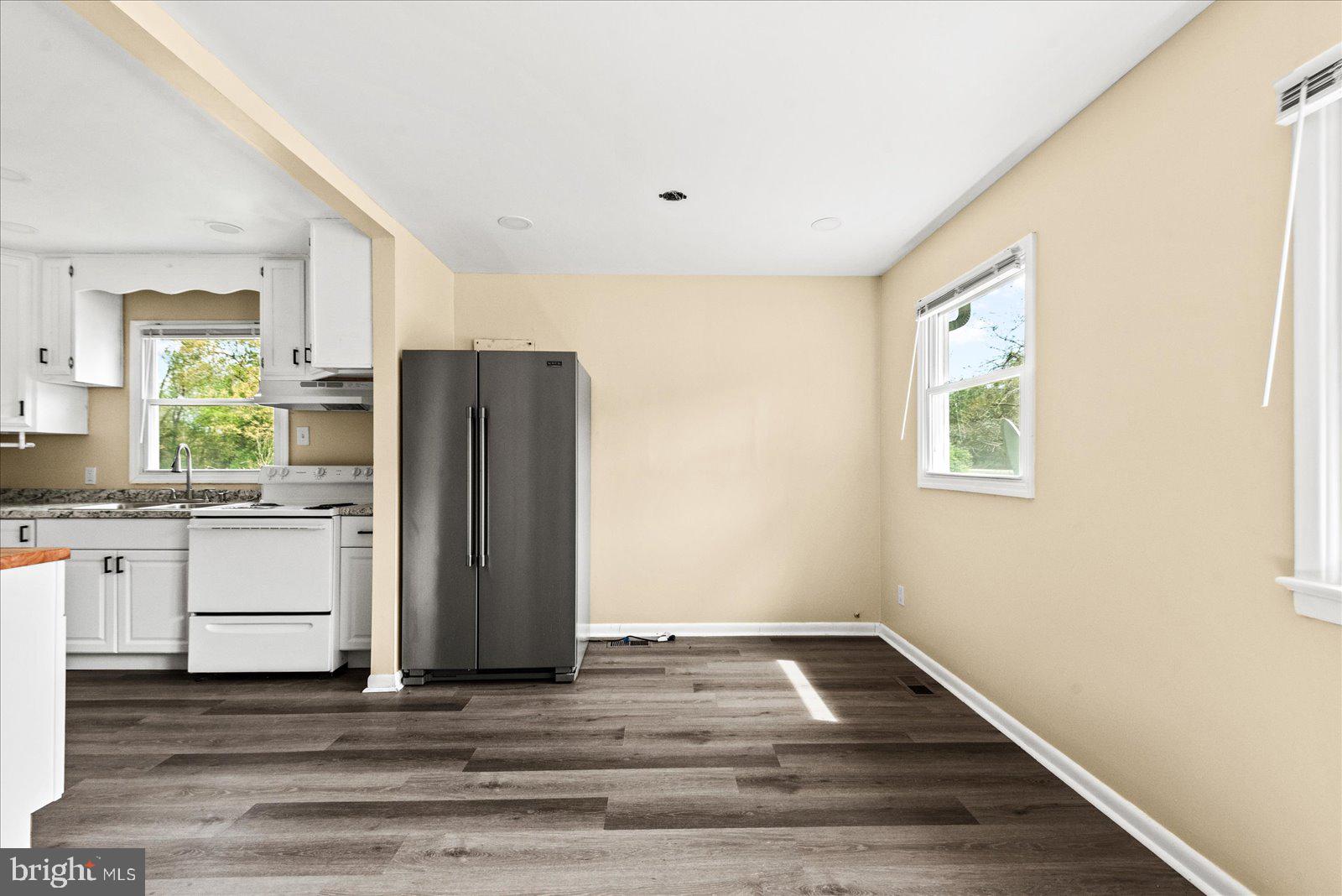 CENTRAL POINT - Residential