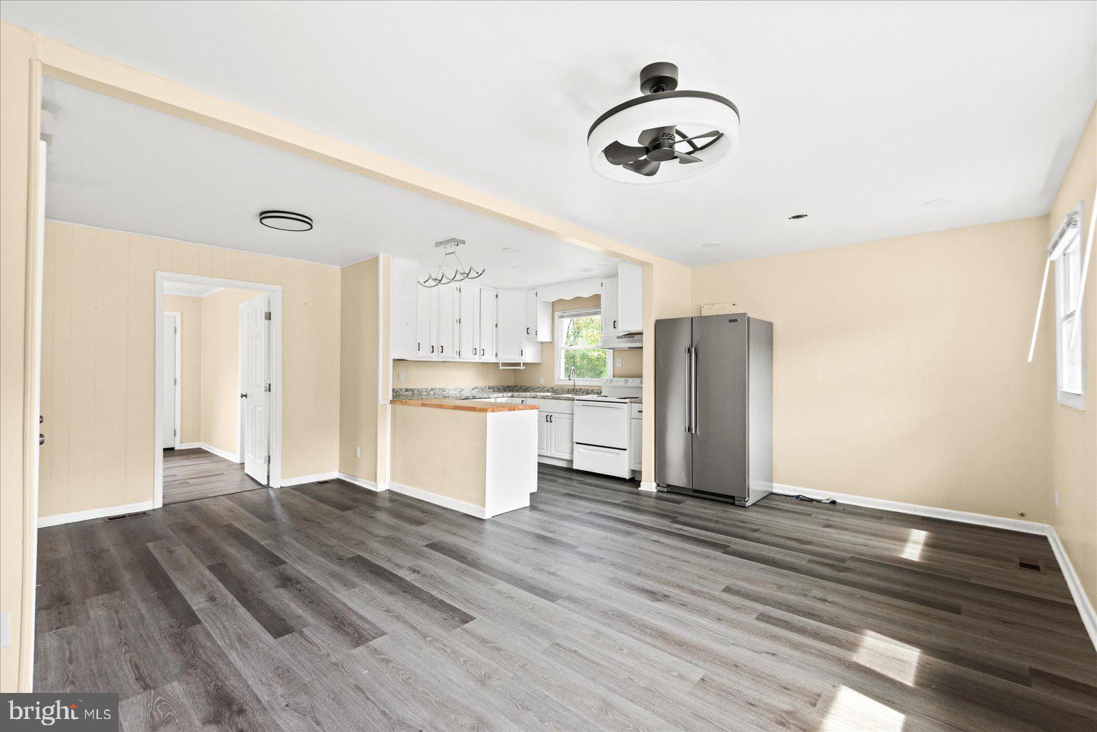 CENTRAL POINT - Residential