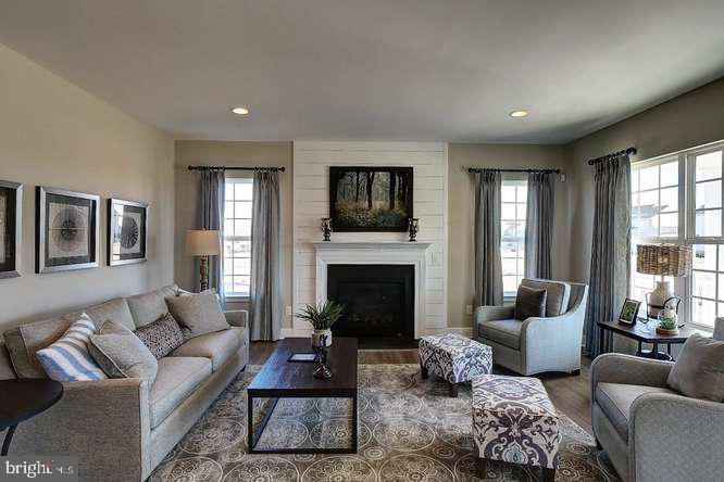 THE WOODS AT HIDDEN CREEK - Residential