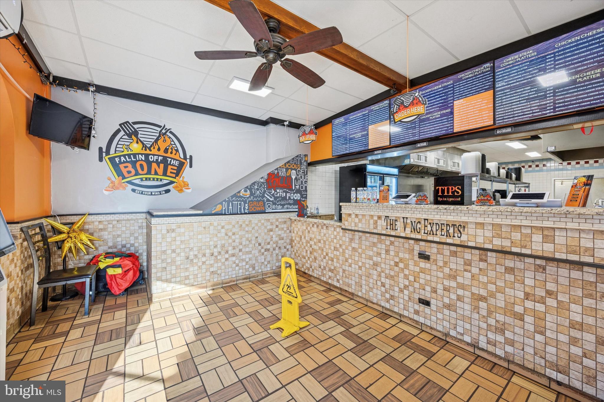 PORT RICHMOND - Commercial Sale