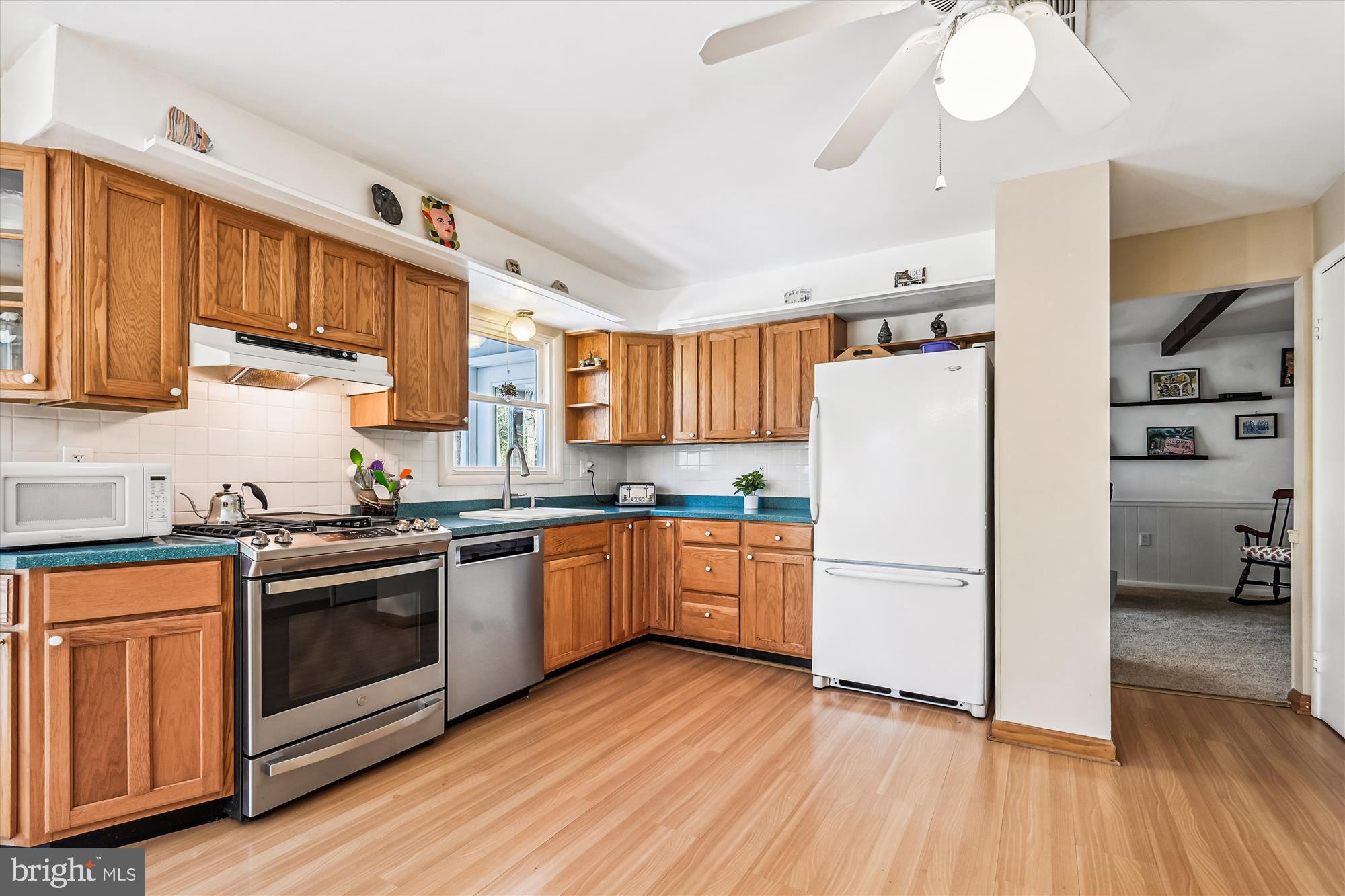 RESTON - Residential