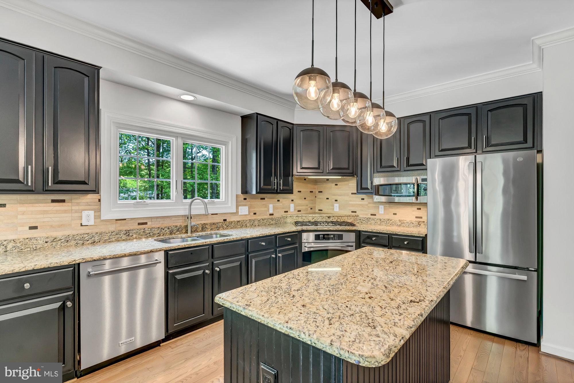 MANORS AT WOLF TRAP - Residential