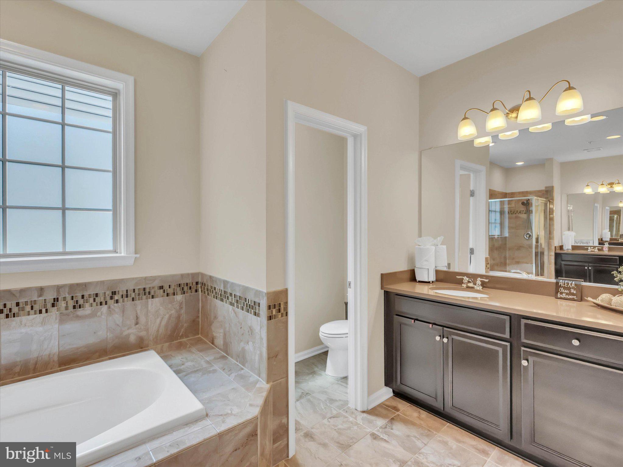 WOODMORE TOWNE CENTRE - Residential