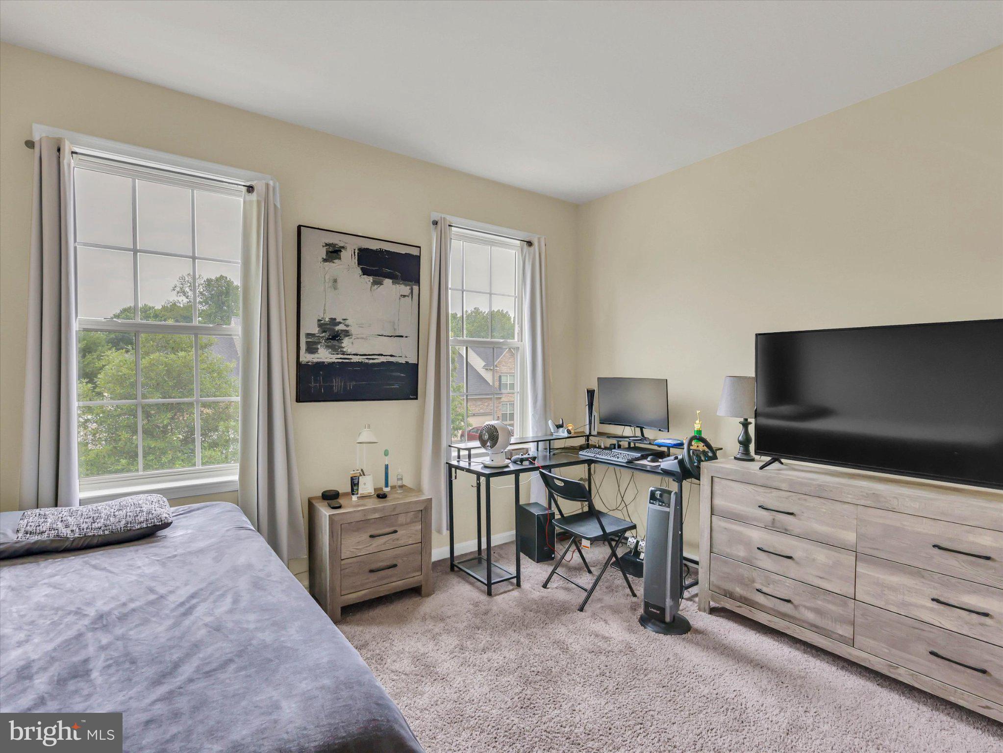 WOODMORE TOWNE CENTRE - Residential