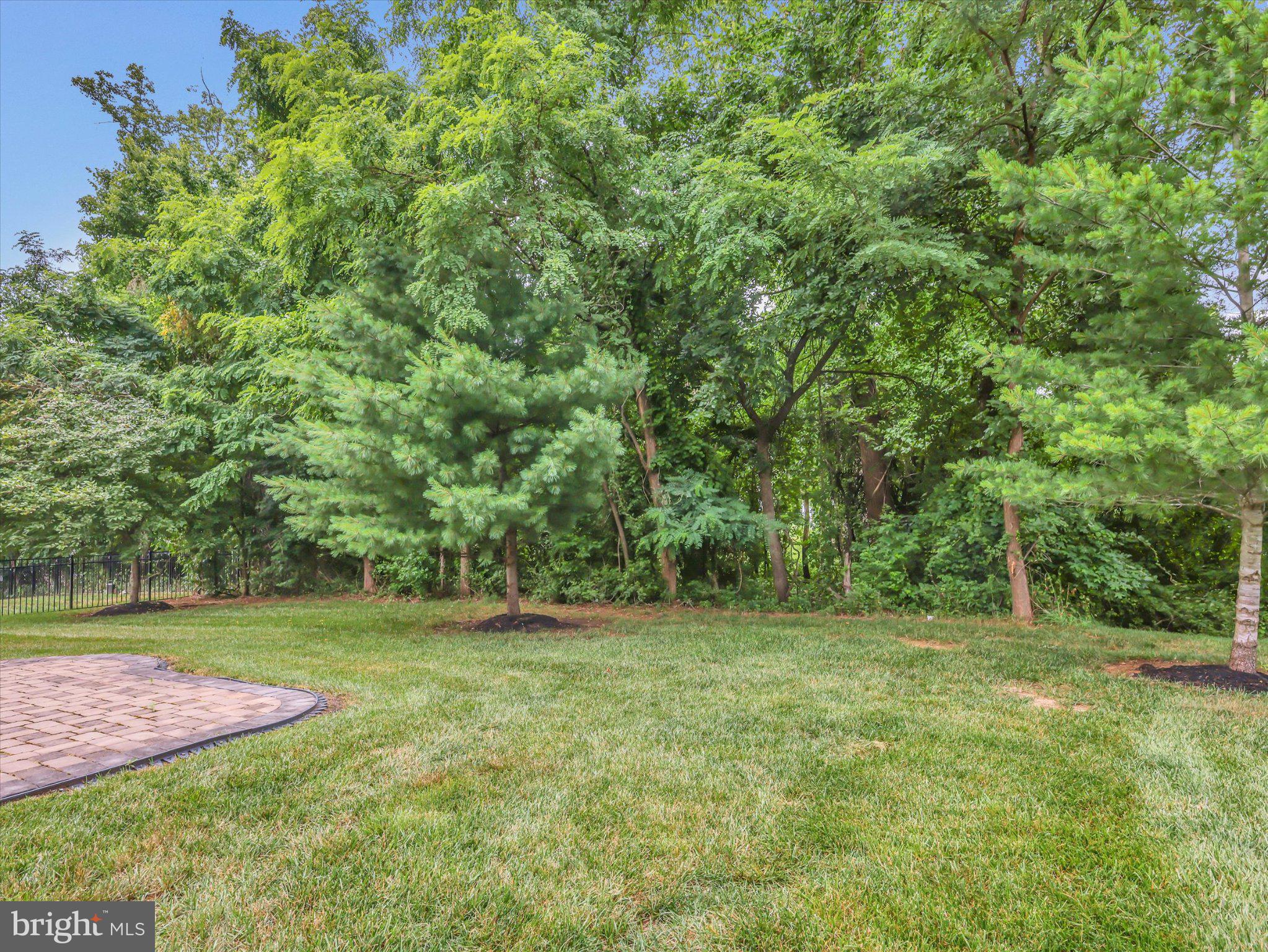 WOODMORE TOWNE CENTRE - Residential