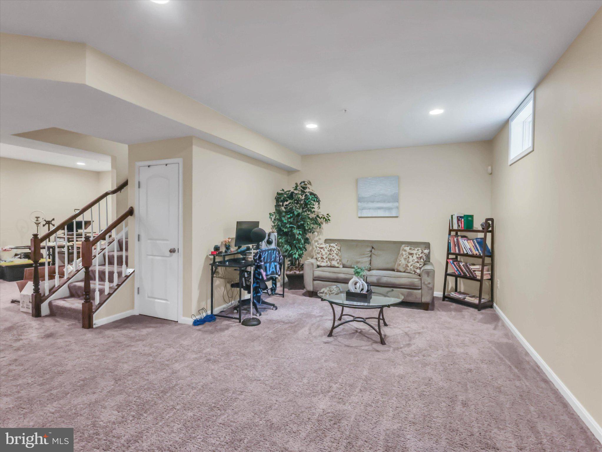 WOODMORE TOWNE CENTRE - Residential