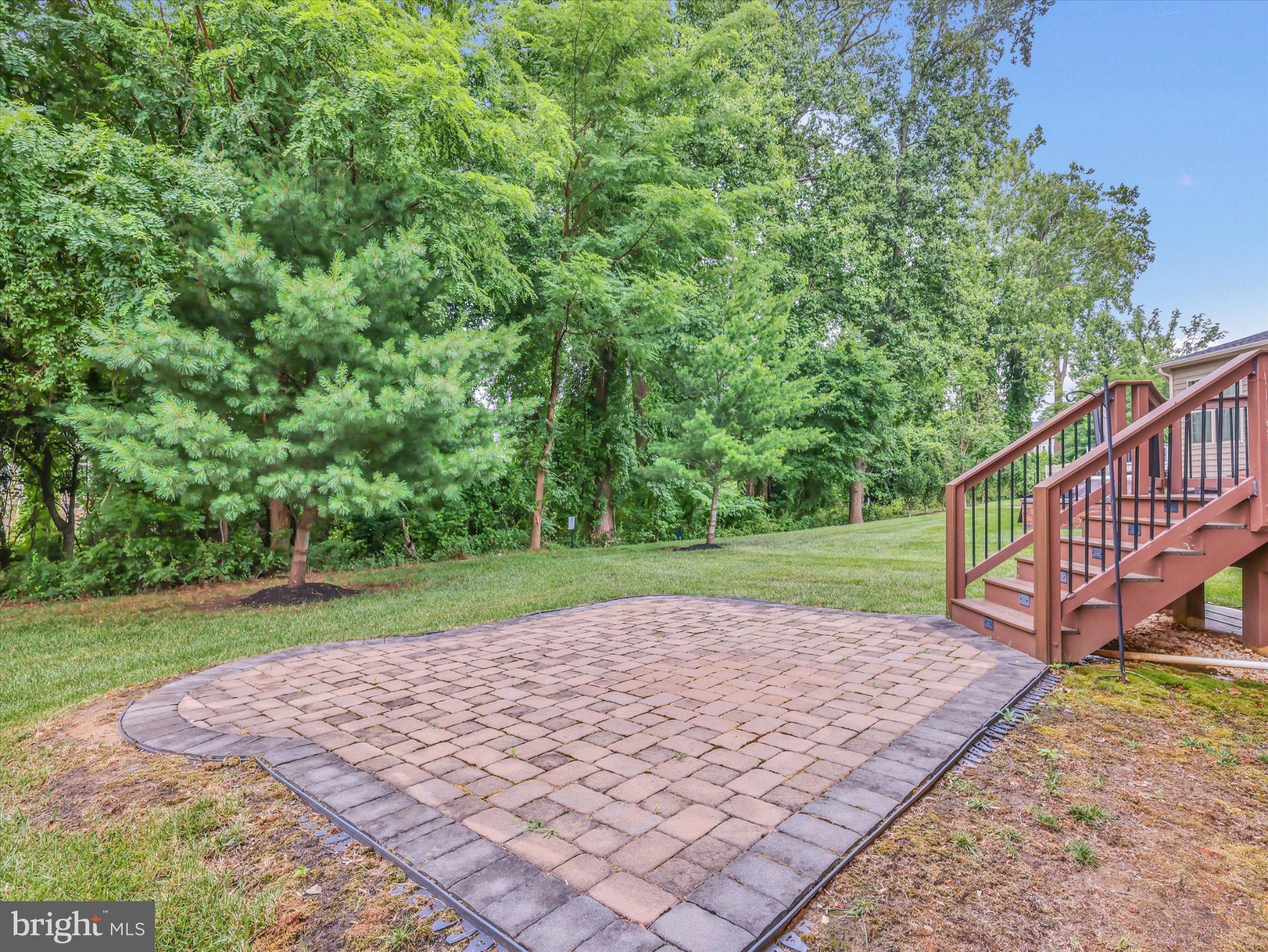 WOODMORE TOWNE CENTRE - Residential