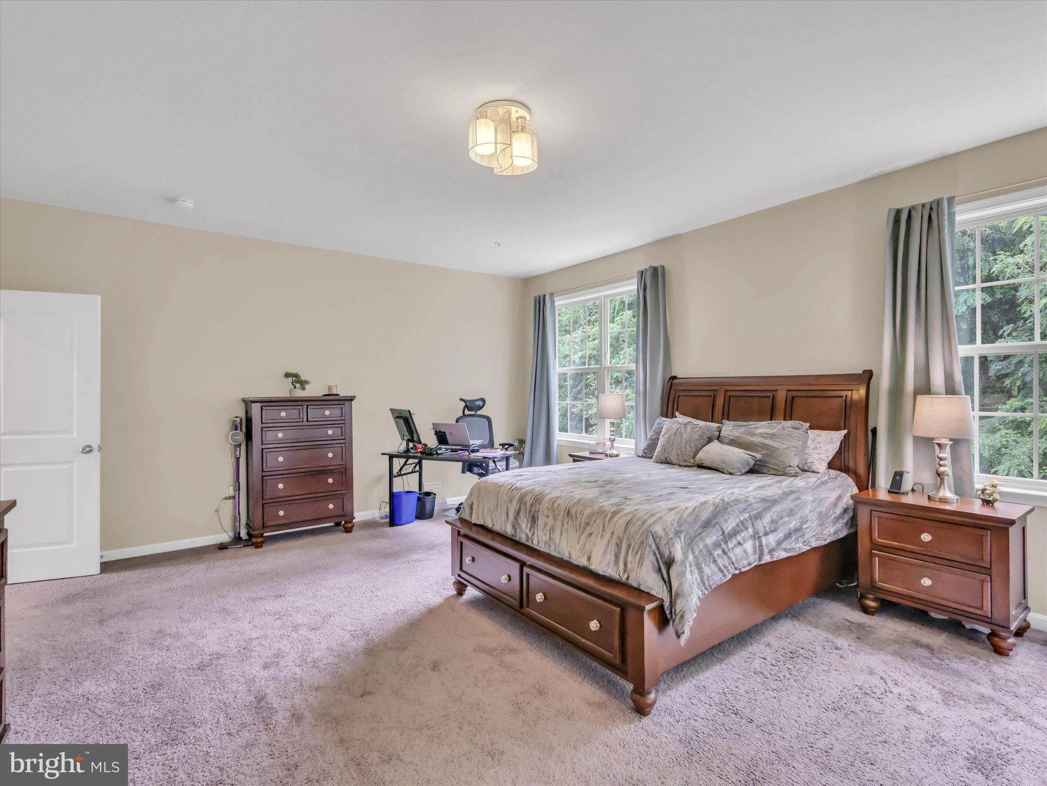 WOODMORE TOWNE CENTRE - Residential