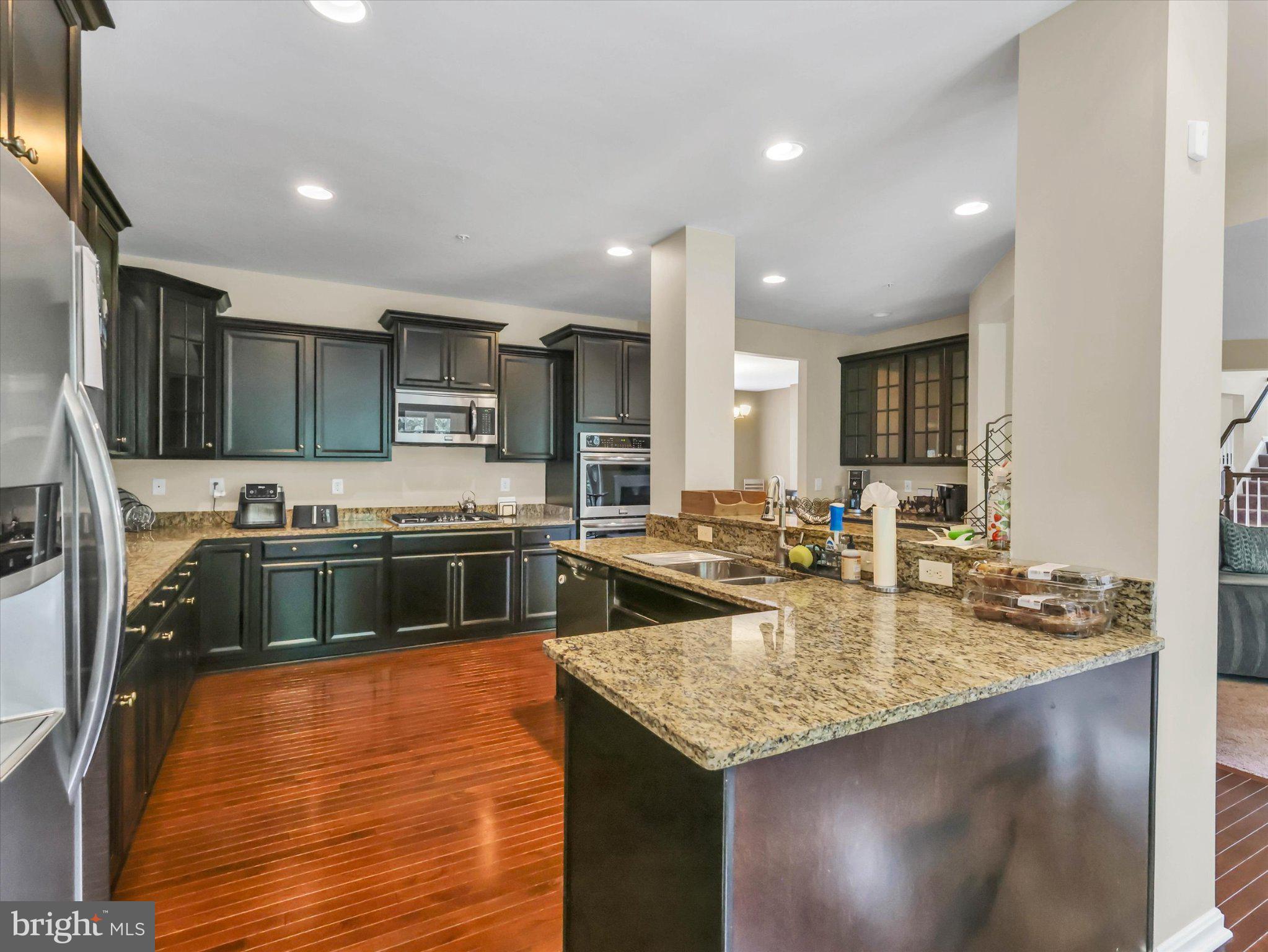 WOODMORE TOWNE CENTRE - Residential