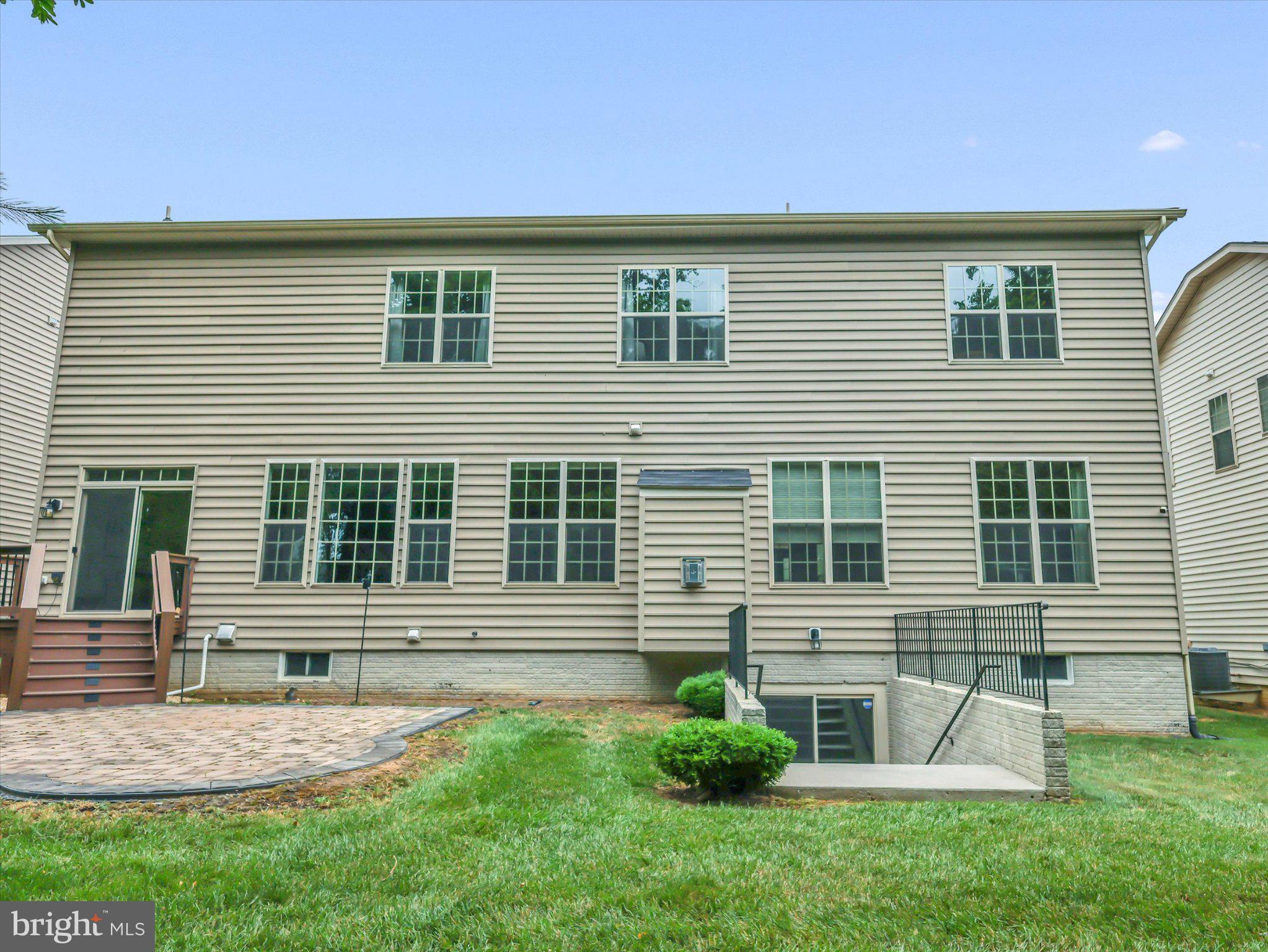 WOODMORE TOWNE CENTRE - Residential