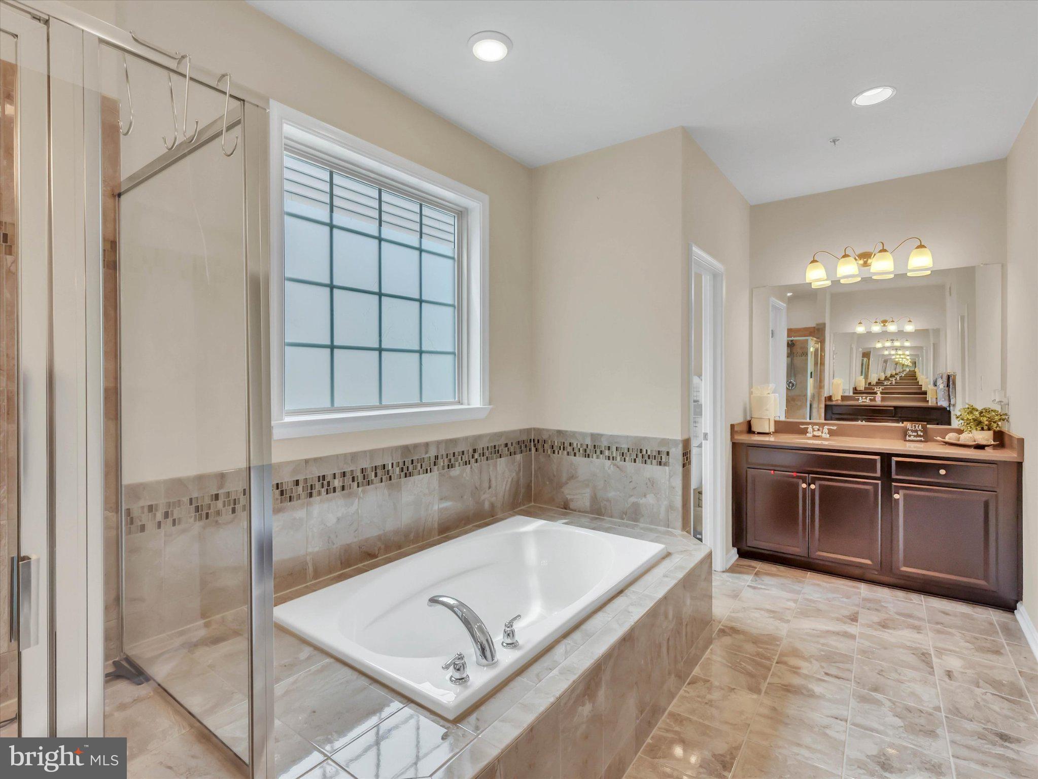 WOODMORE TOWNE CENTRE - Residential
