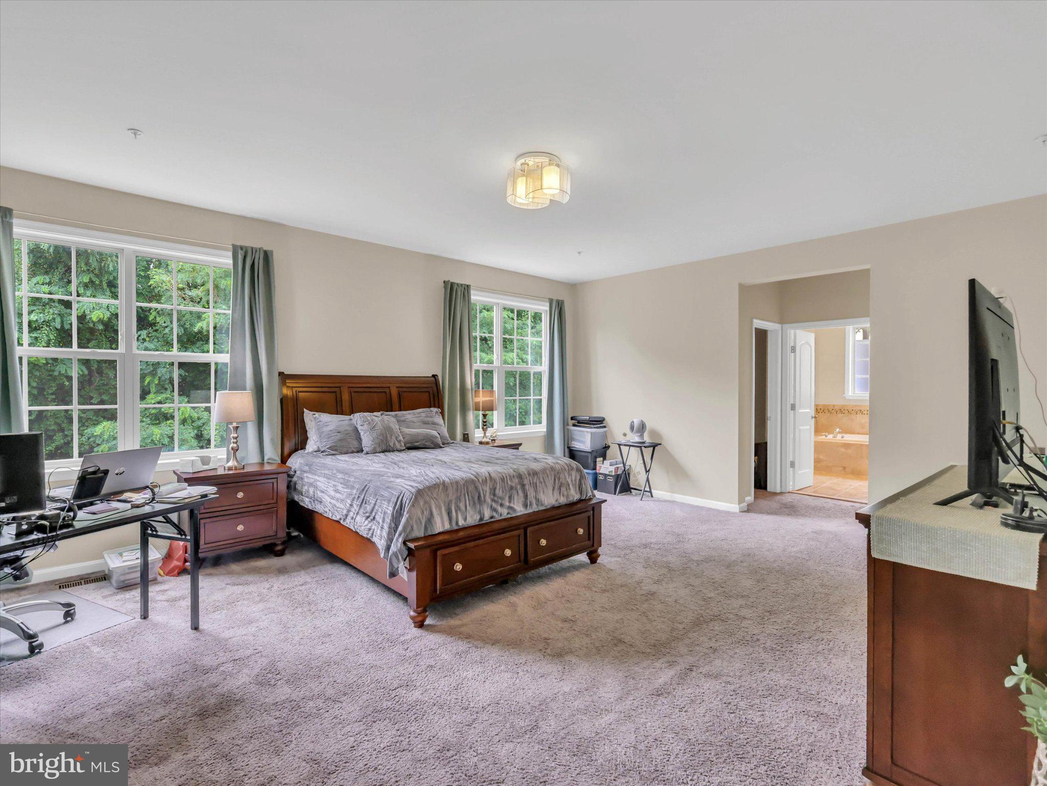 WOODMORE TOWNE CENTRE - Residential