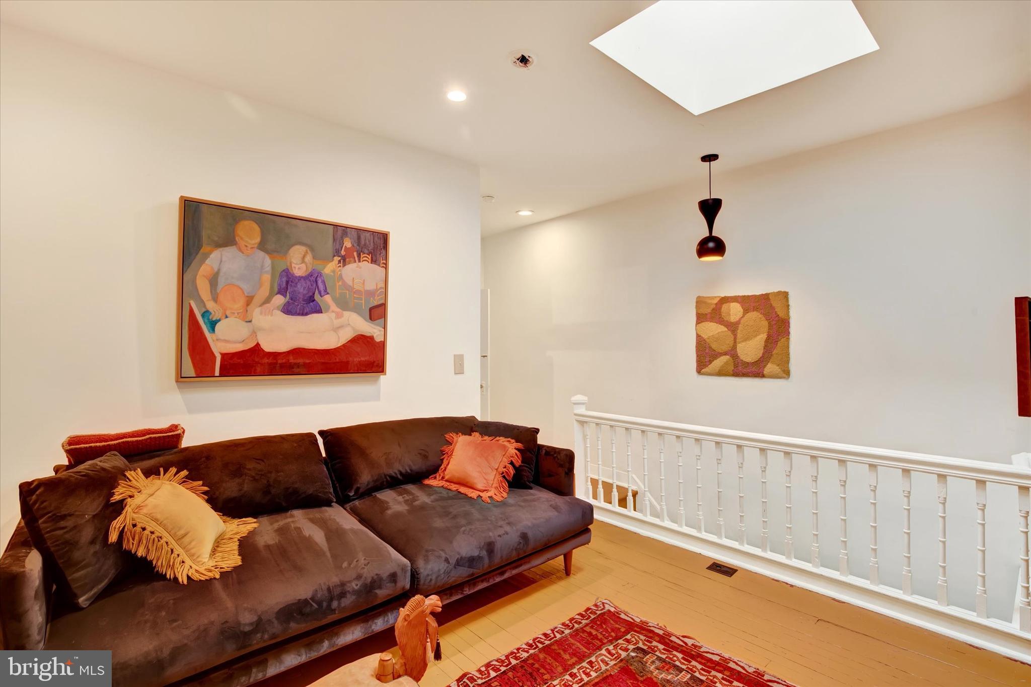 CHARLES VILLAGE - Residential
