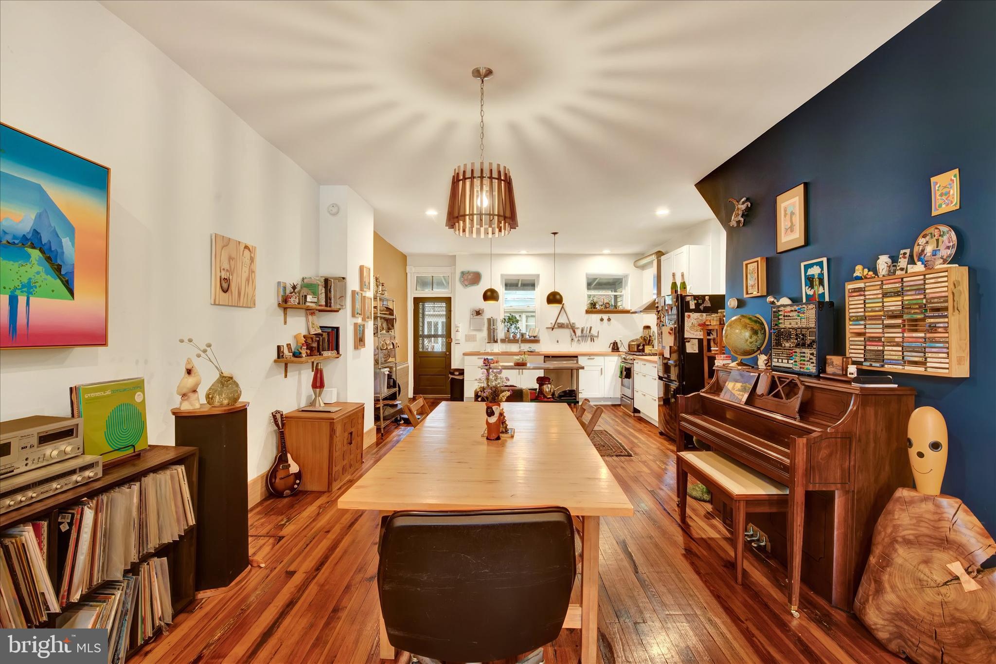 CHARLES VILLAGE - Residential