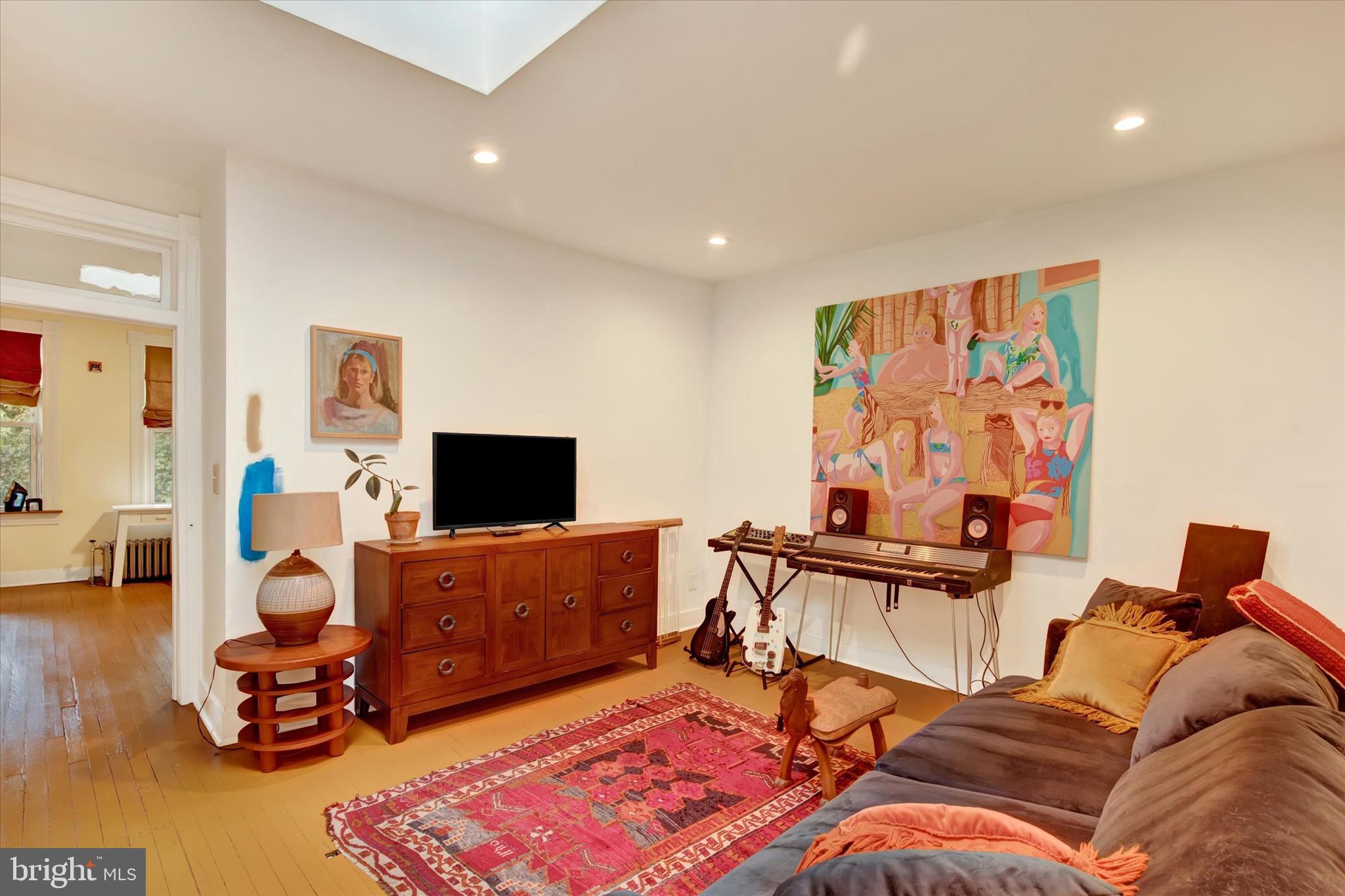CHARLES VILLAGE - Residential