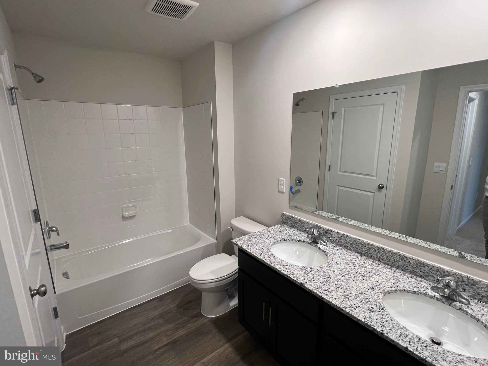 RETREAT AT WINDING CREEK - Residential Lease