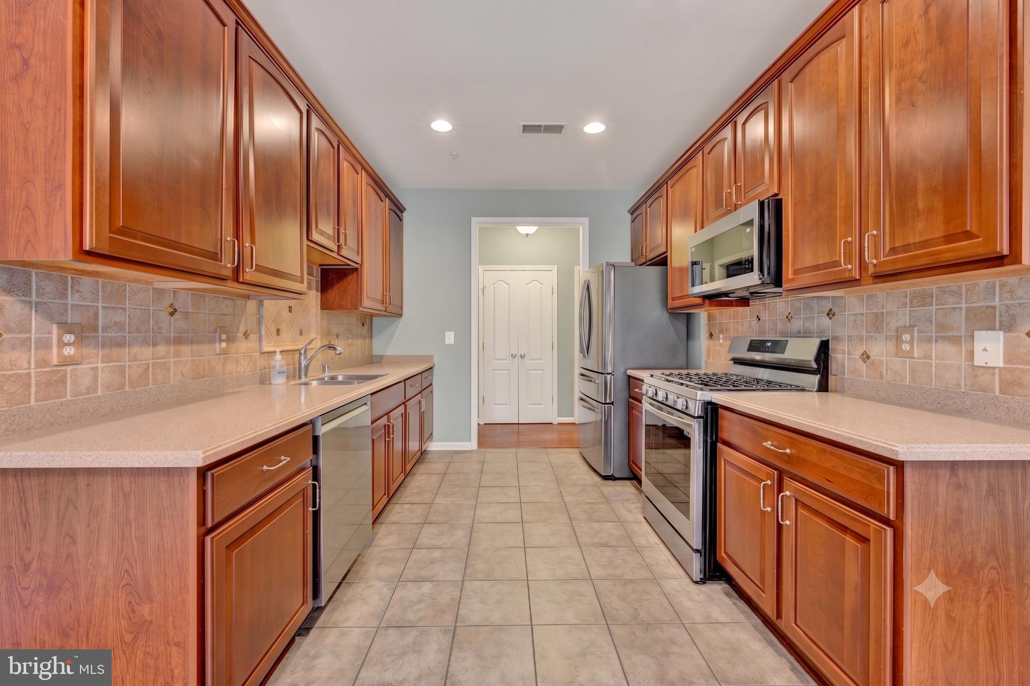 IRWINS CHOICE - Residential