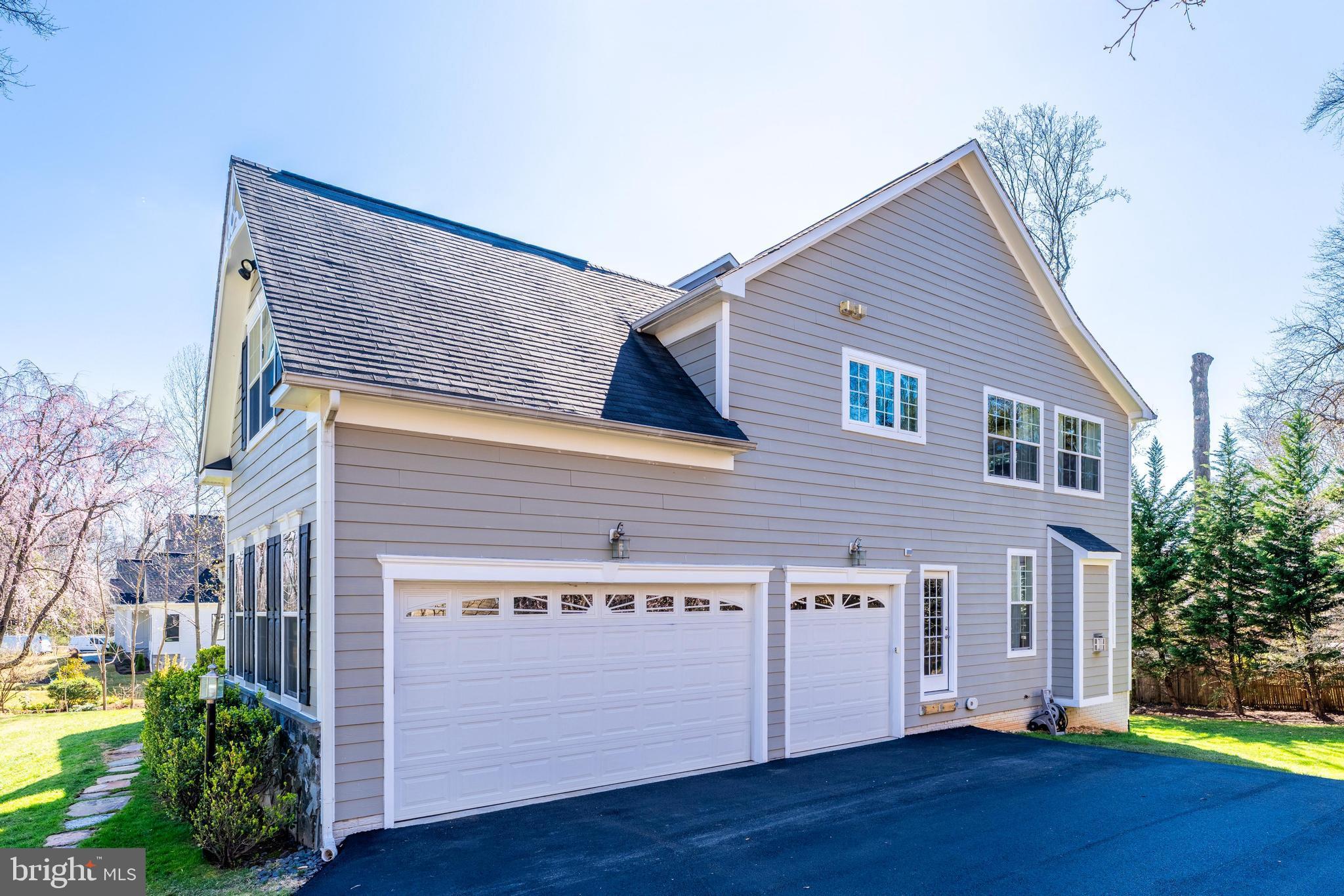 BEACON HILL - Residential