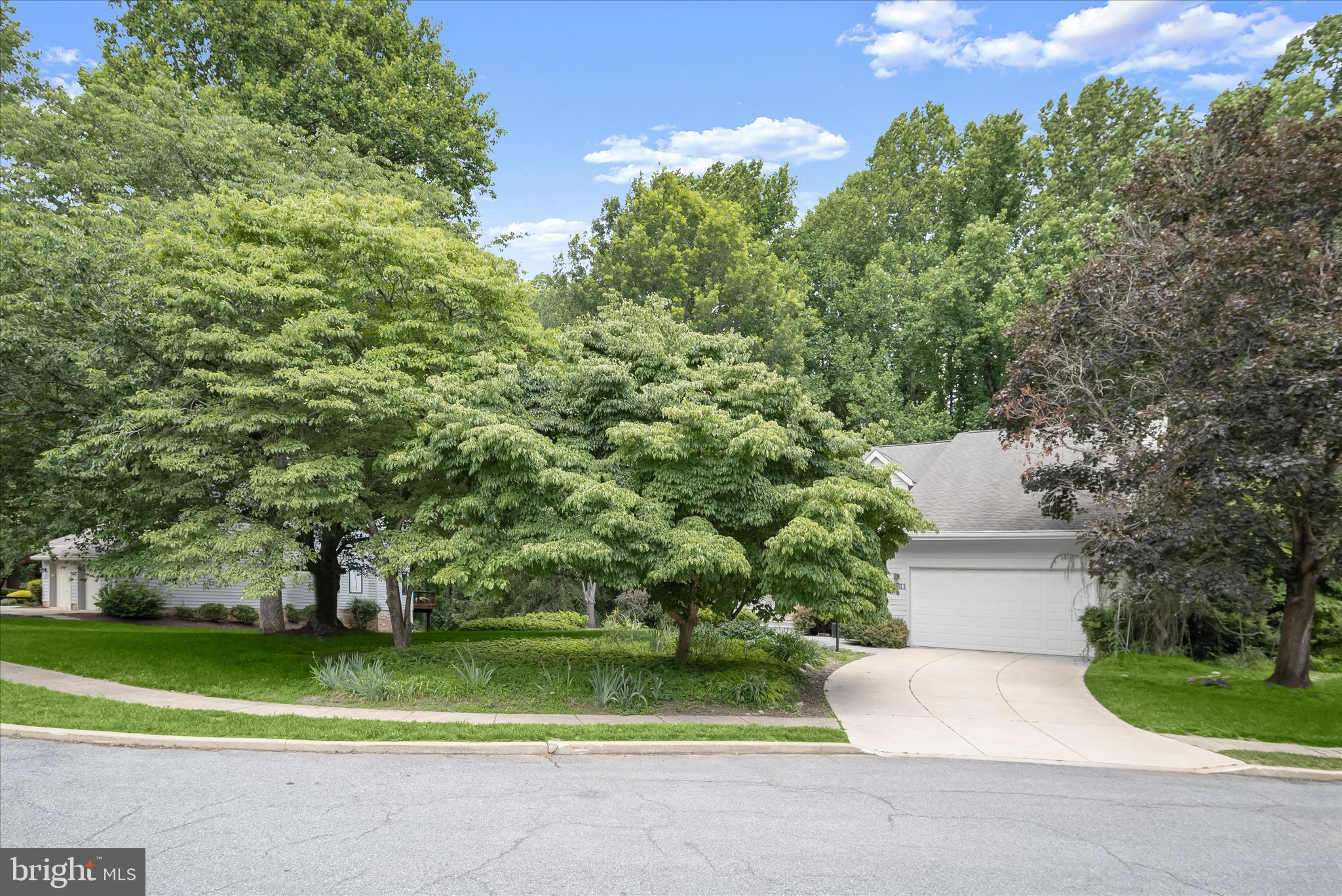 HICKORY RIDGE - Residential